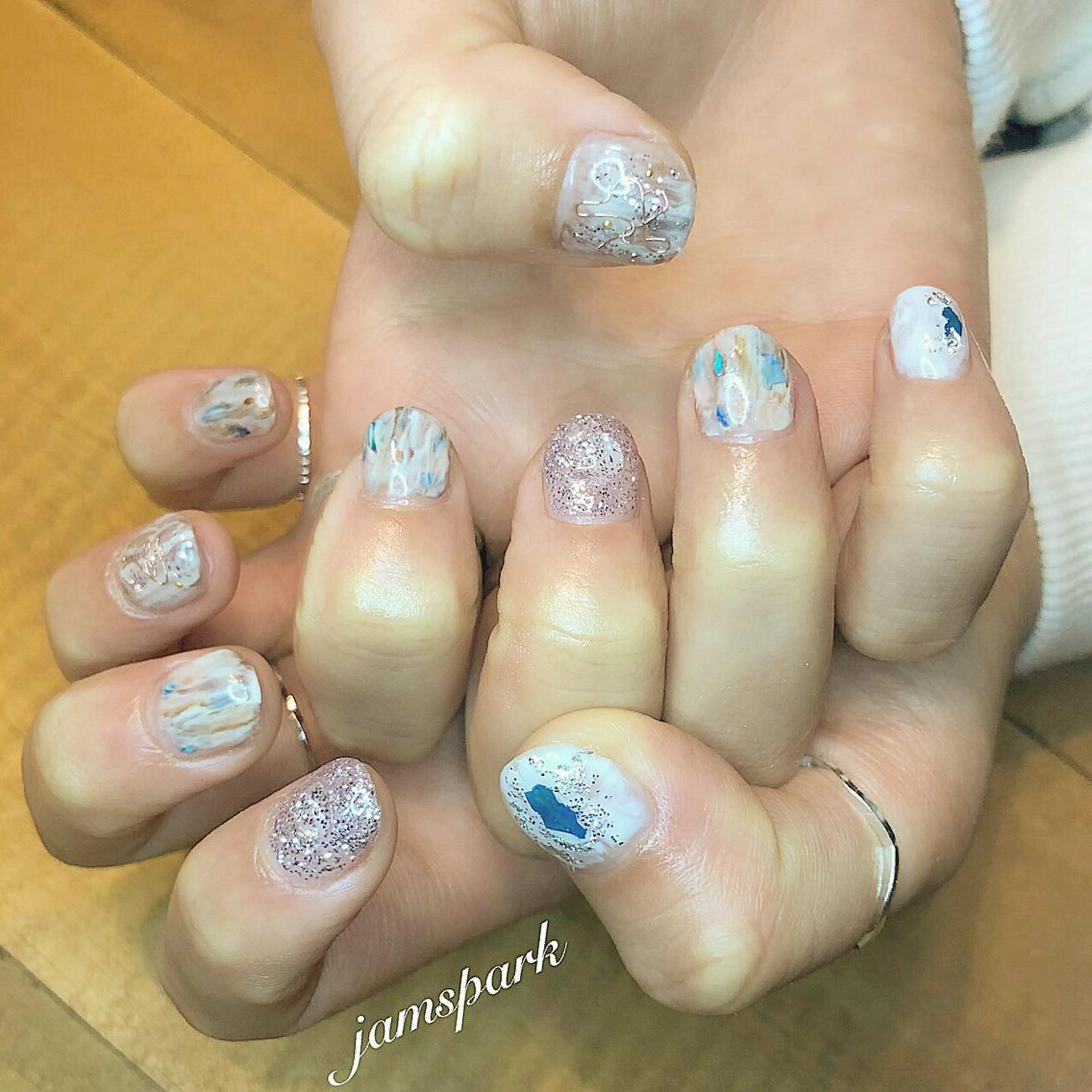 ネイル アートネイル 入学式 卒業式 ラメ(グリッター) ニュアンスネイル ハンドネイル jamspark ✨のネイルデザイン