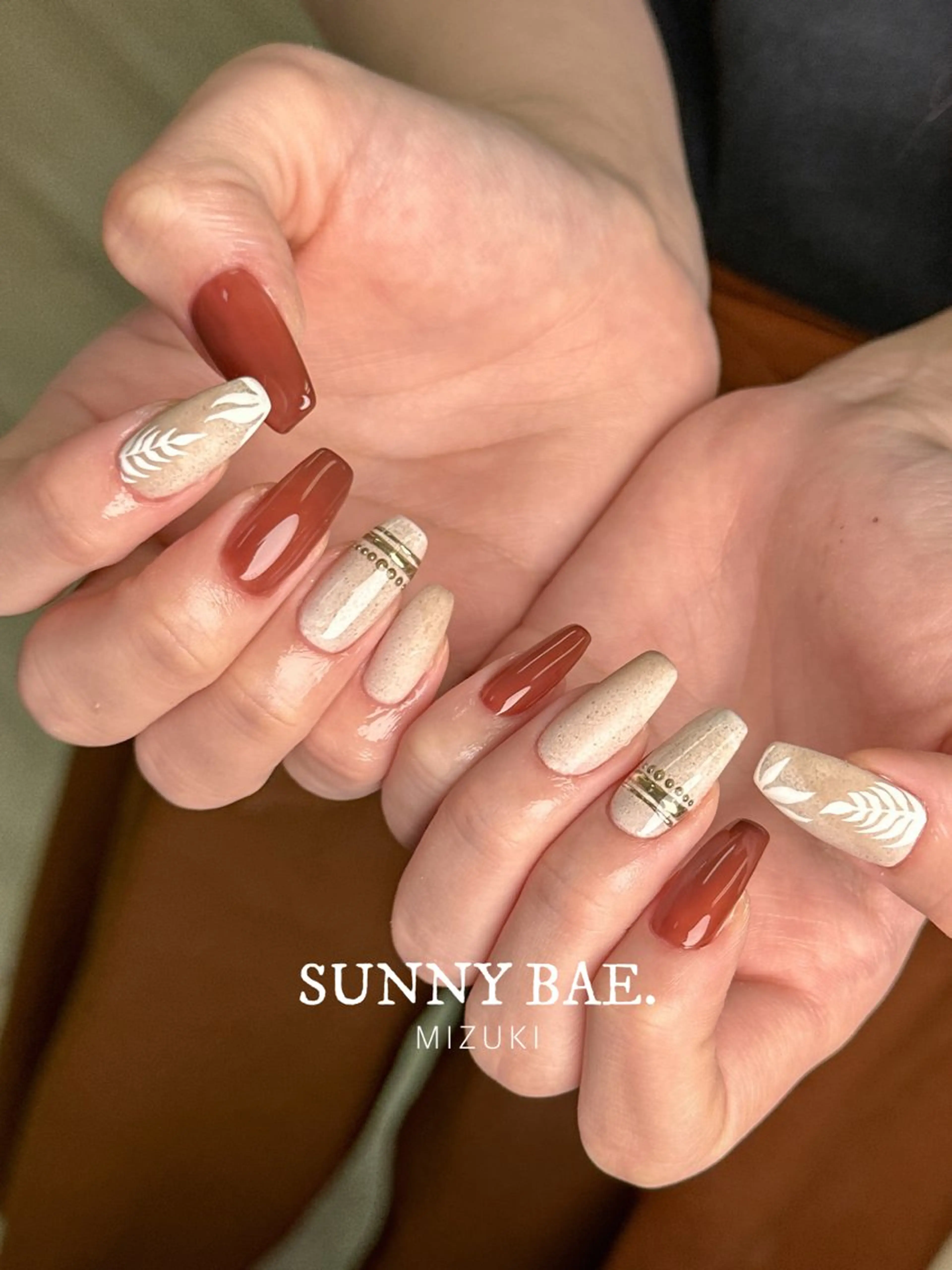 ネイル ジェルネイル ミラーネイル 夏ネイル SUNNY BAE. 🌼MIZUKIのネイルデザイン