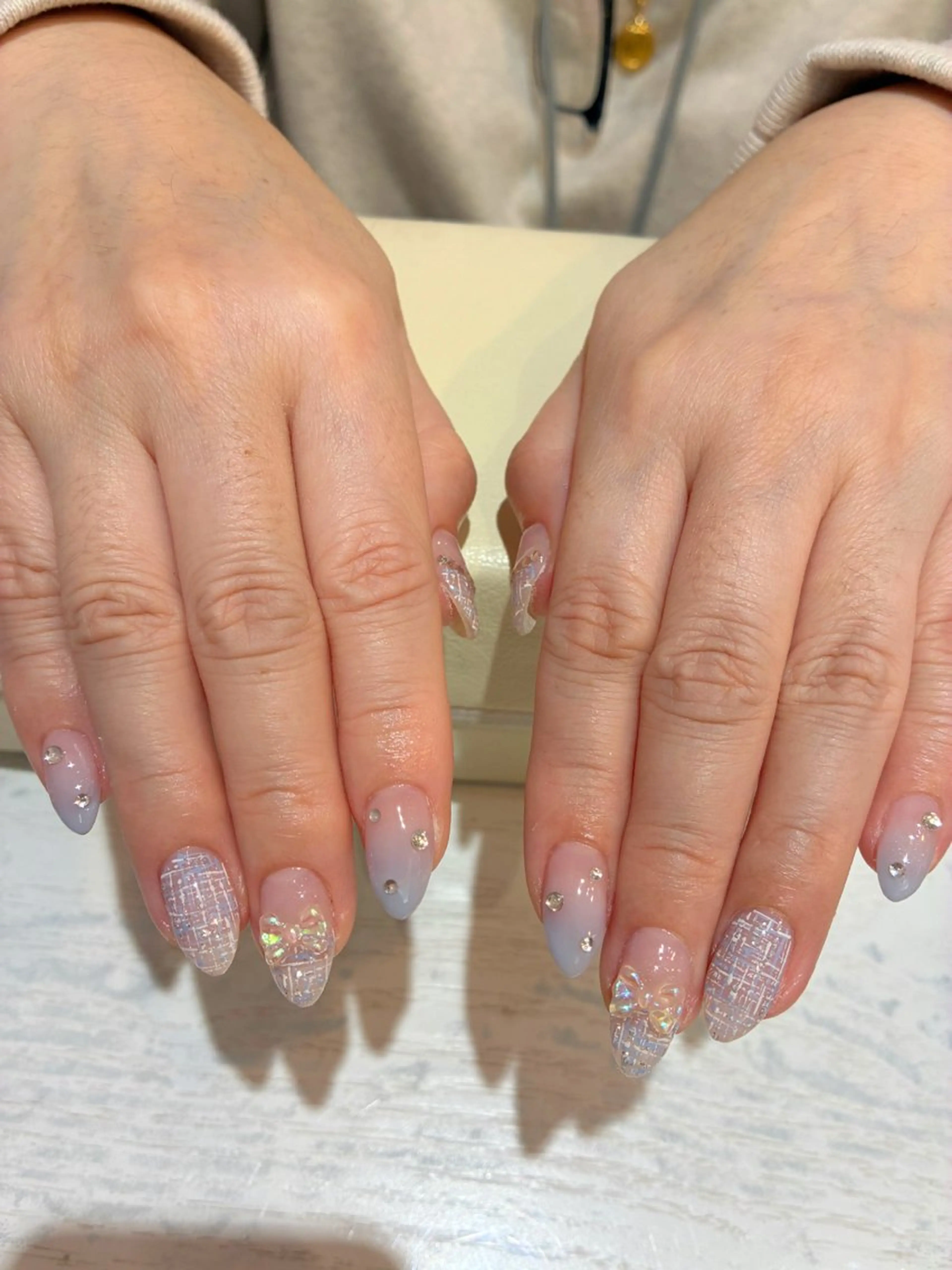 ネイル シンプルネイル Nest 岩崎のネイルデザイン