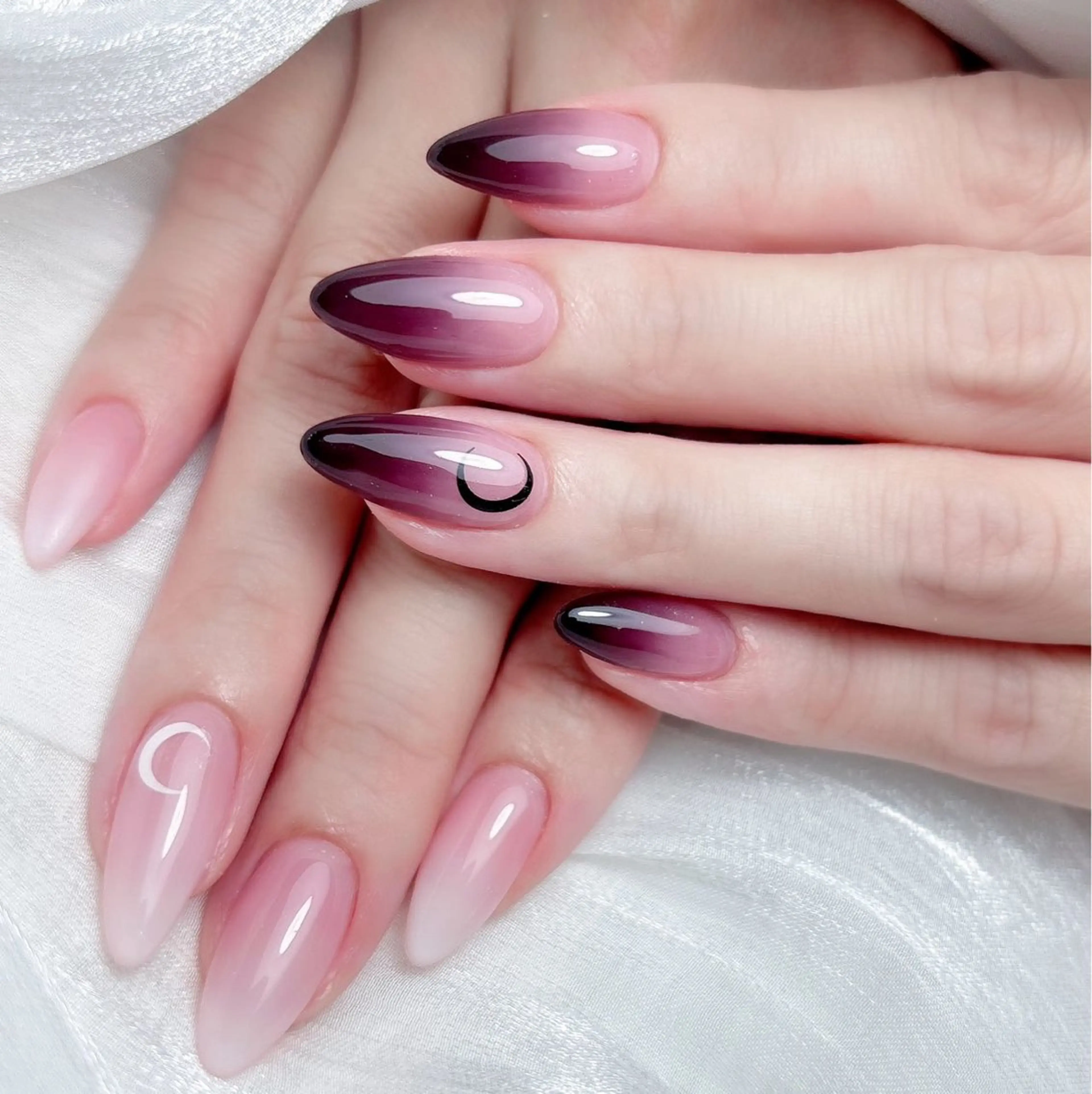 ネイル ハンドネイル M🌷nail 長さだし専門店のネイルデザイン