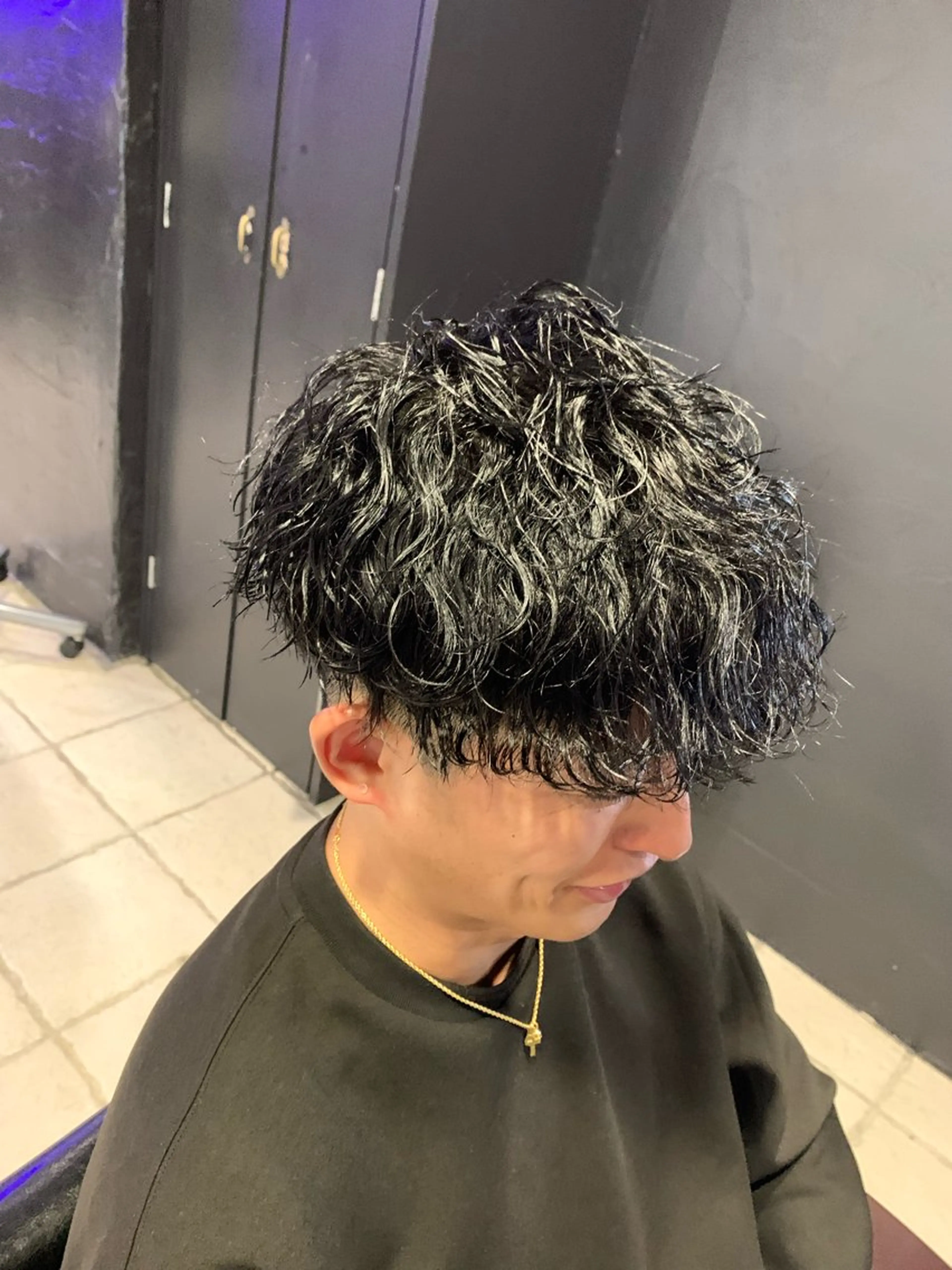 ショート メンズ メンズパーマ 波巻きパーマ カット パーマ ヘアセット メンズパーマ/難波/ 心斎橋　室園亮佑のヘアスタイル