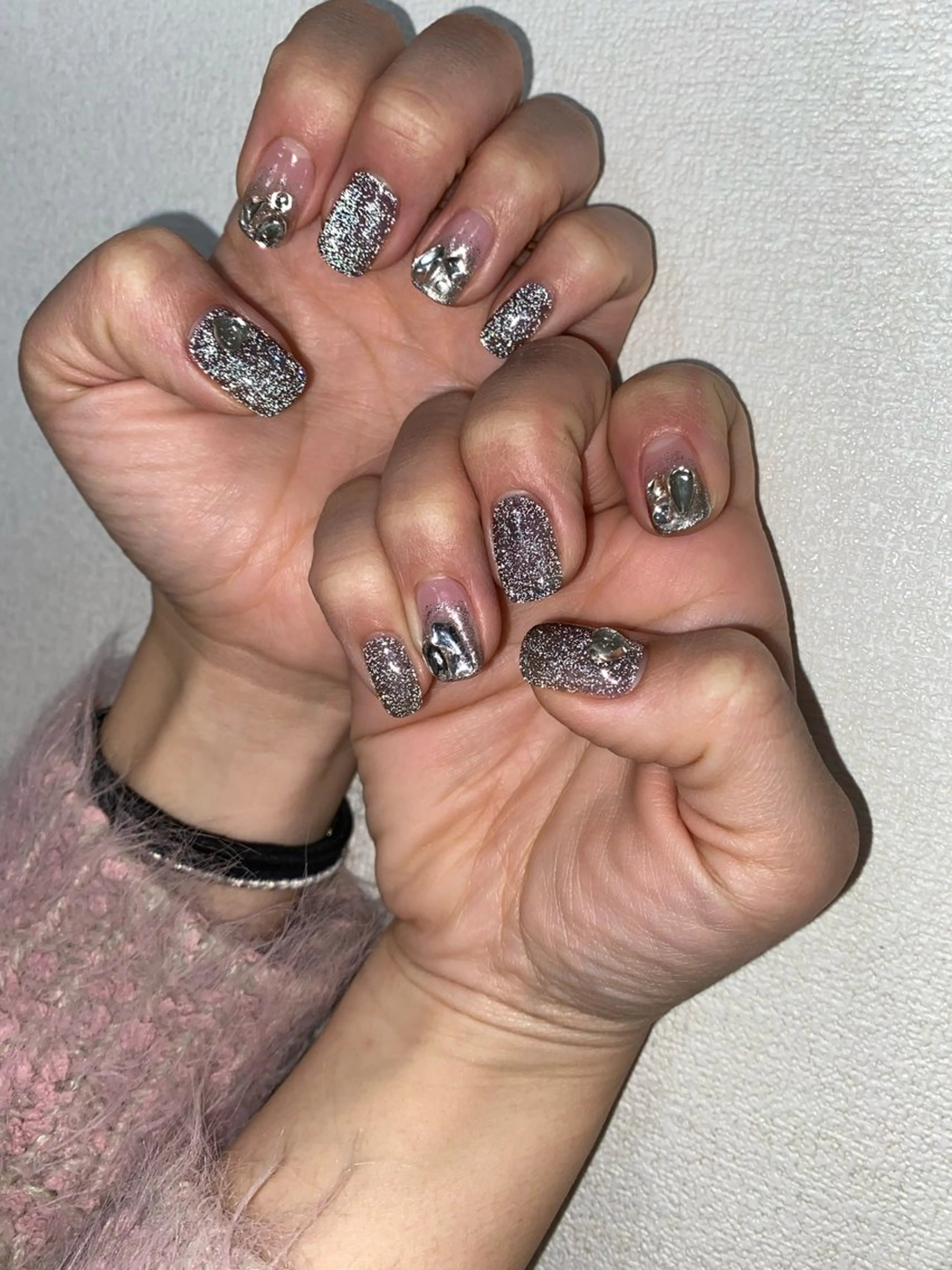 ネイル キラキラネイル ハンドネイル 自宅サロン FeelFreeのネイルデザイン