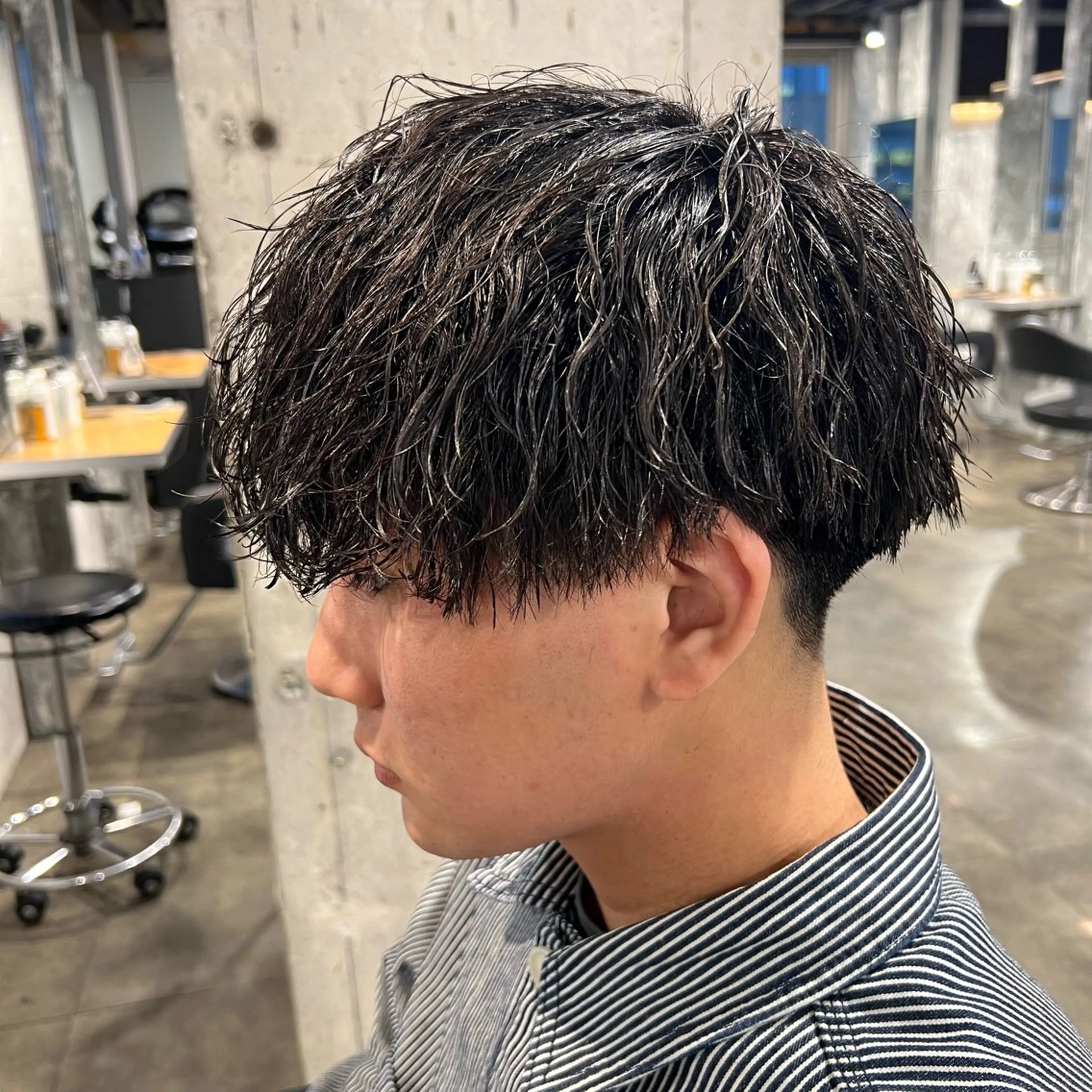 ショート カラー パーマ ヘアアレンジ メンズ キッズ アップバング センターパート メンズハイライト マッシュ メンズパーマ 🔷横浜1のパーマ 職人🔷将太郎のヘアスタイル