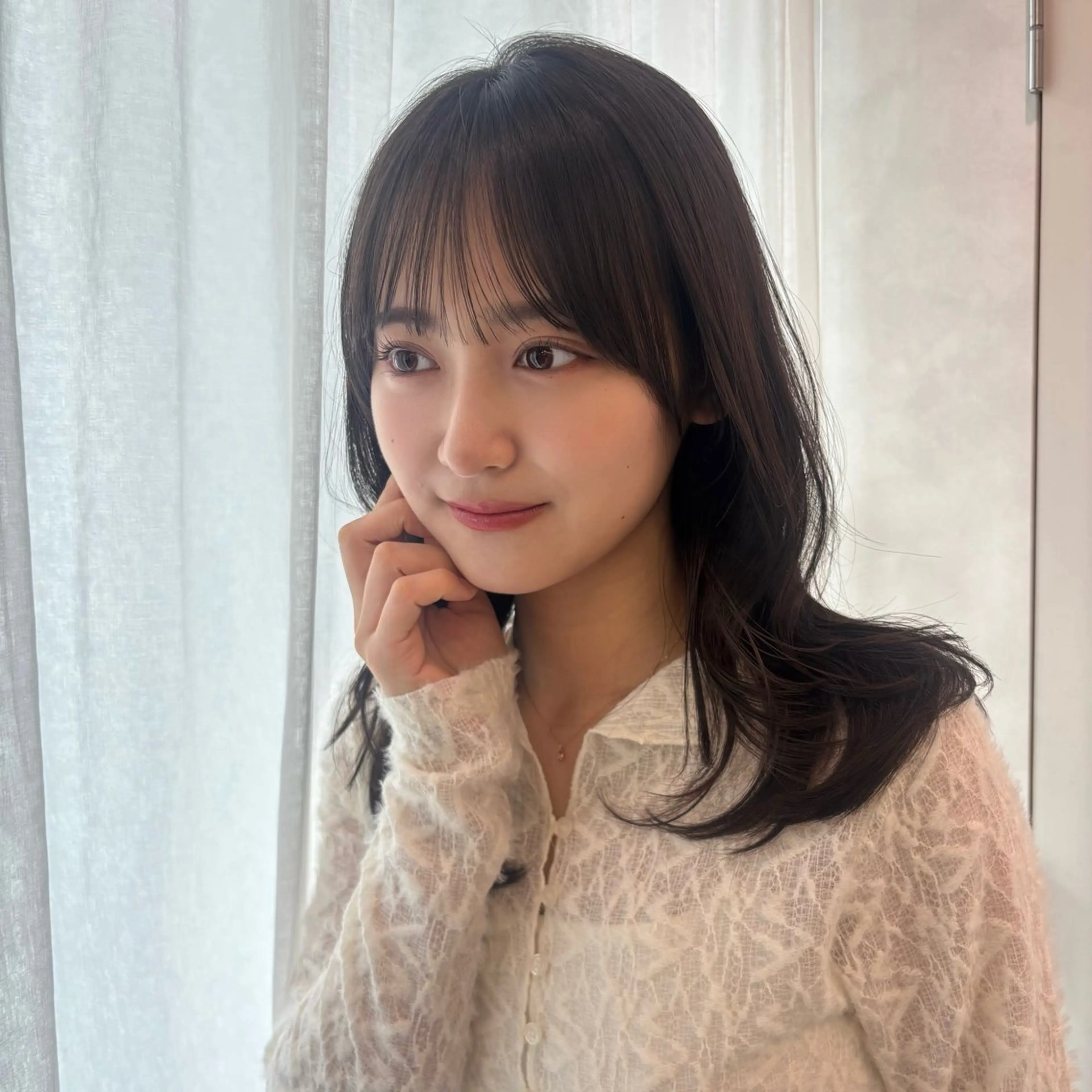 ミディアム 透明感カラー/ レイヤー🪽千優のヘアスタイル