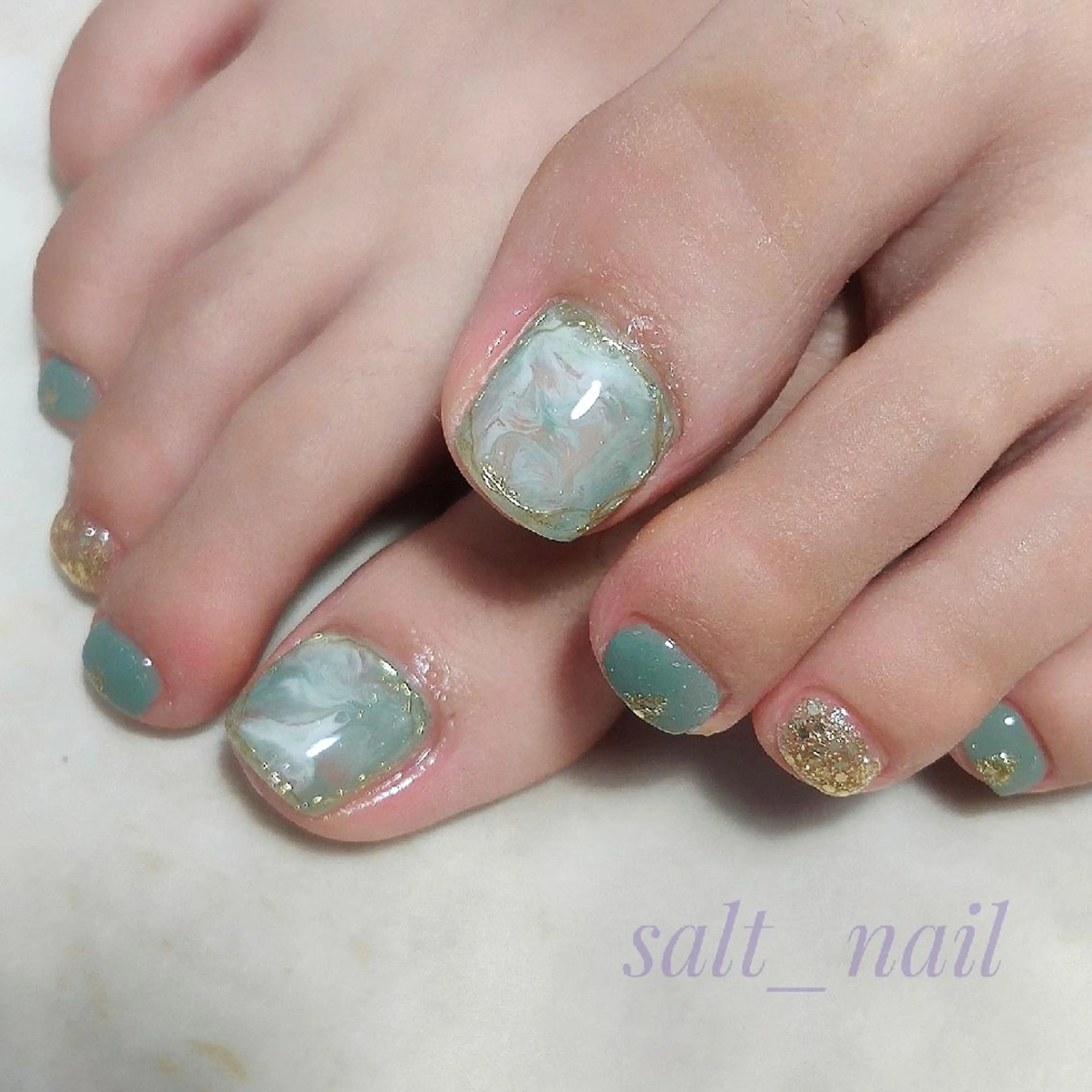 ネイル ミラーネイル ニュアンスネイル ハンドネイル 個人サロン saltnailのネイルデザイン