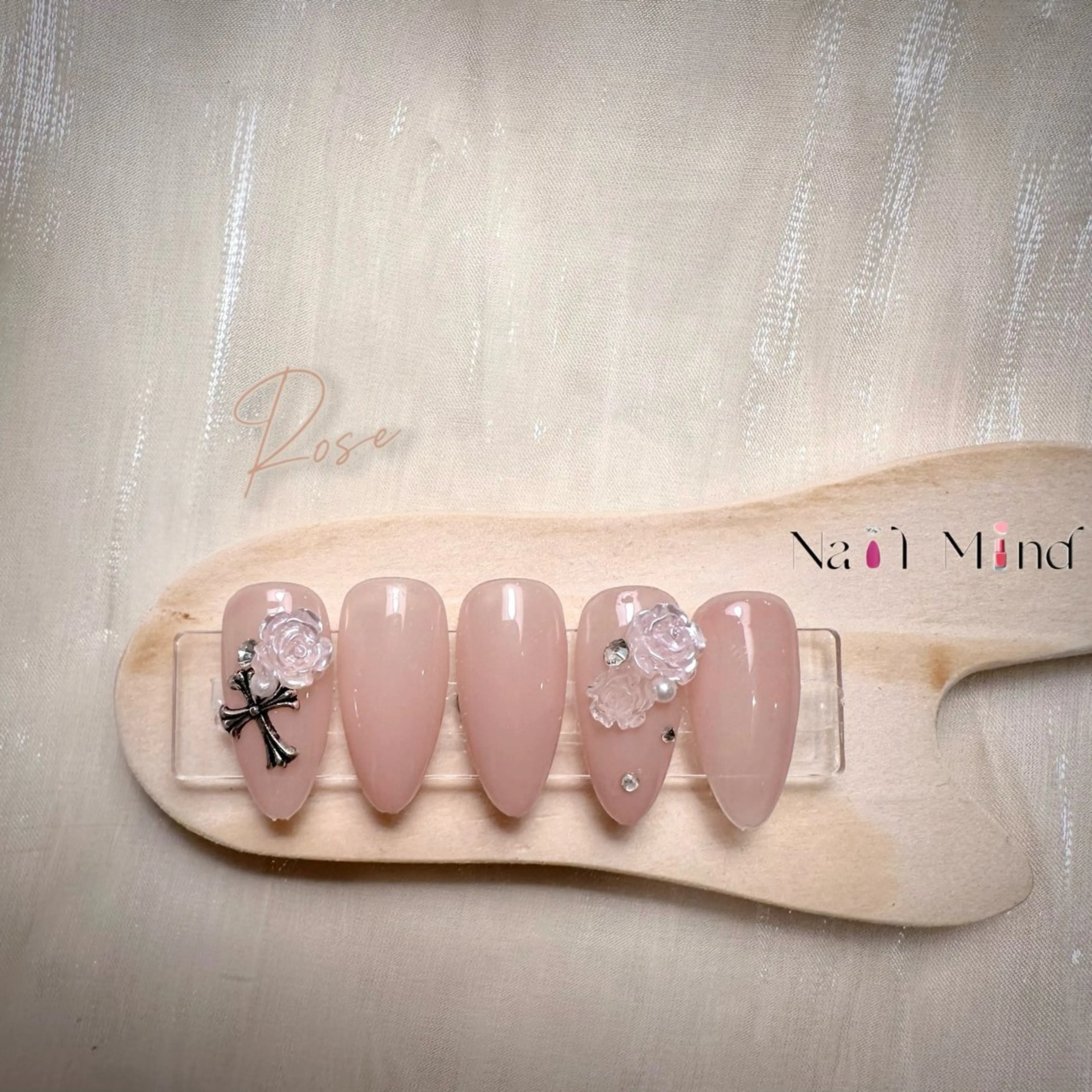 ネイル ハンドネイル Nail Mind (NaONail）のネイルデザイン
