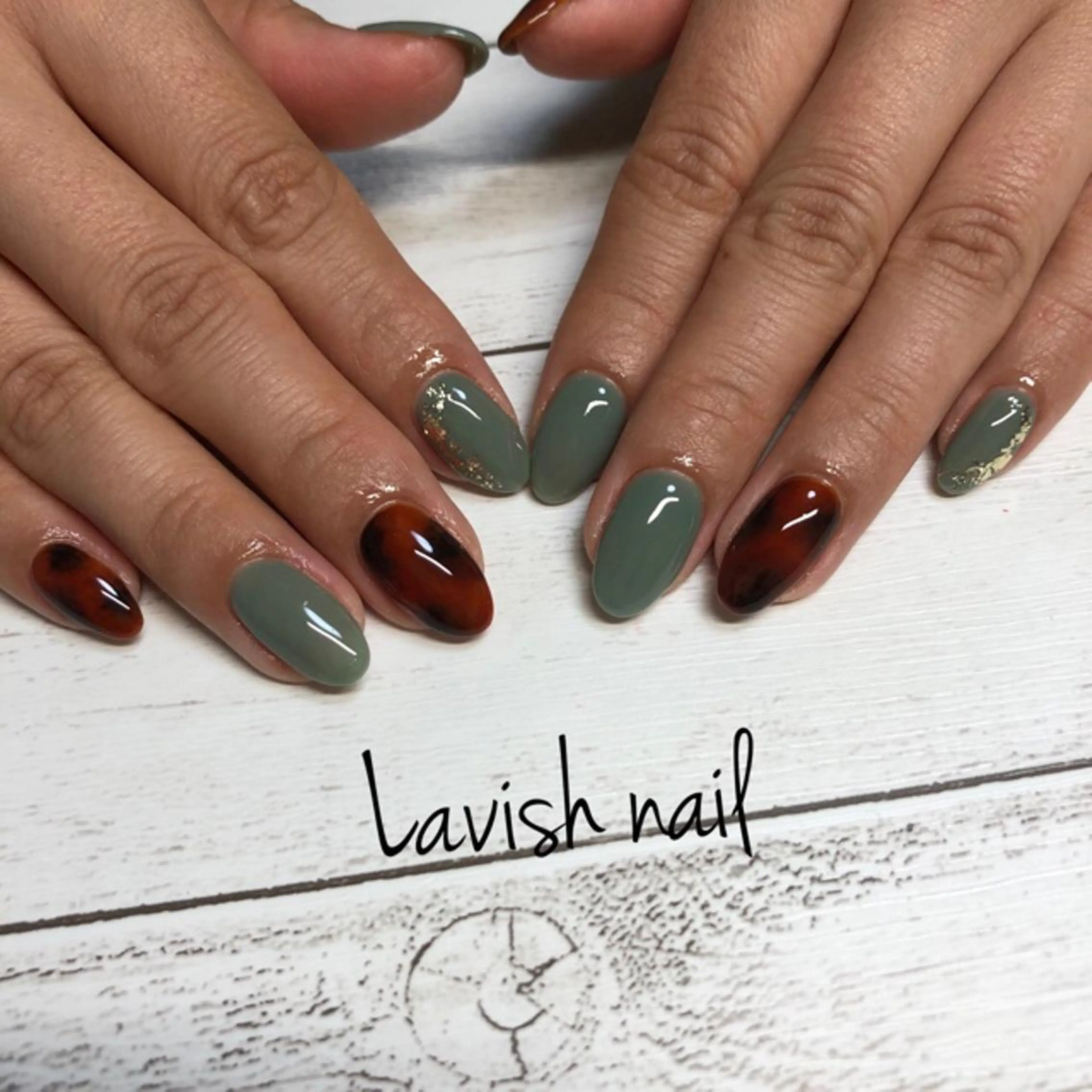 ネイル ハンドネイル Lavish nailのネイルデザイン