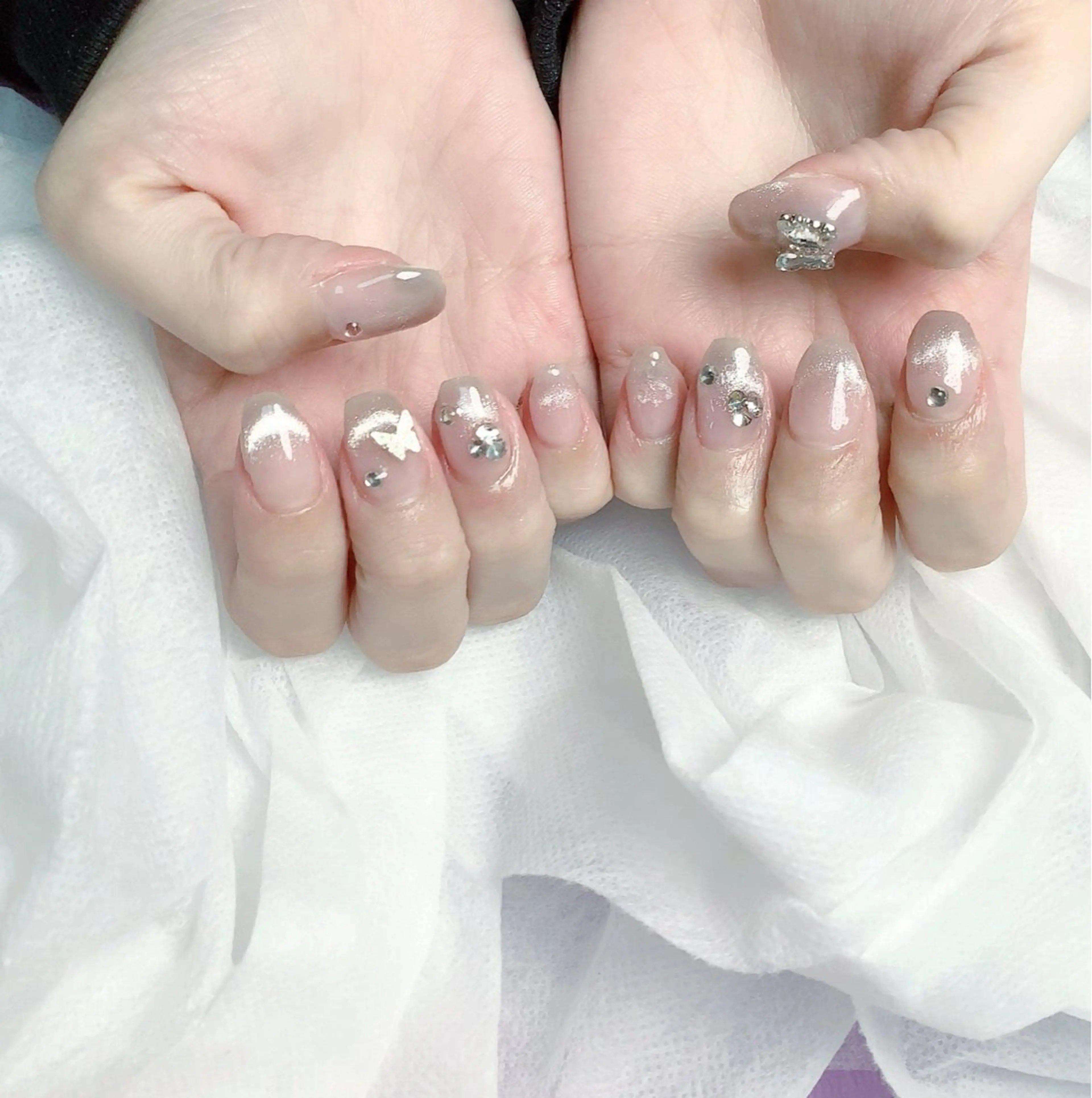 ネイル pink ladyサロン所属・べ にのネイルデザイン