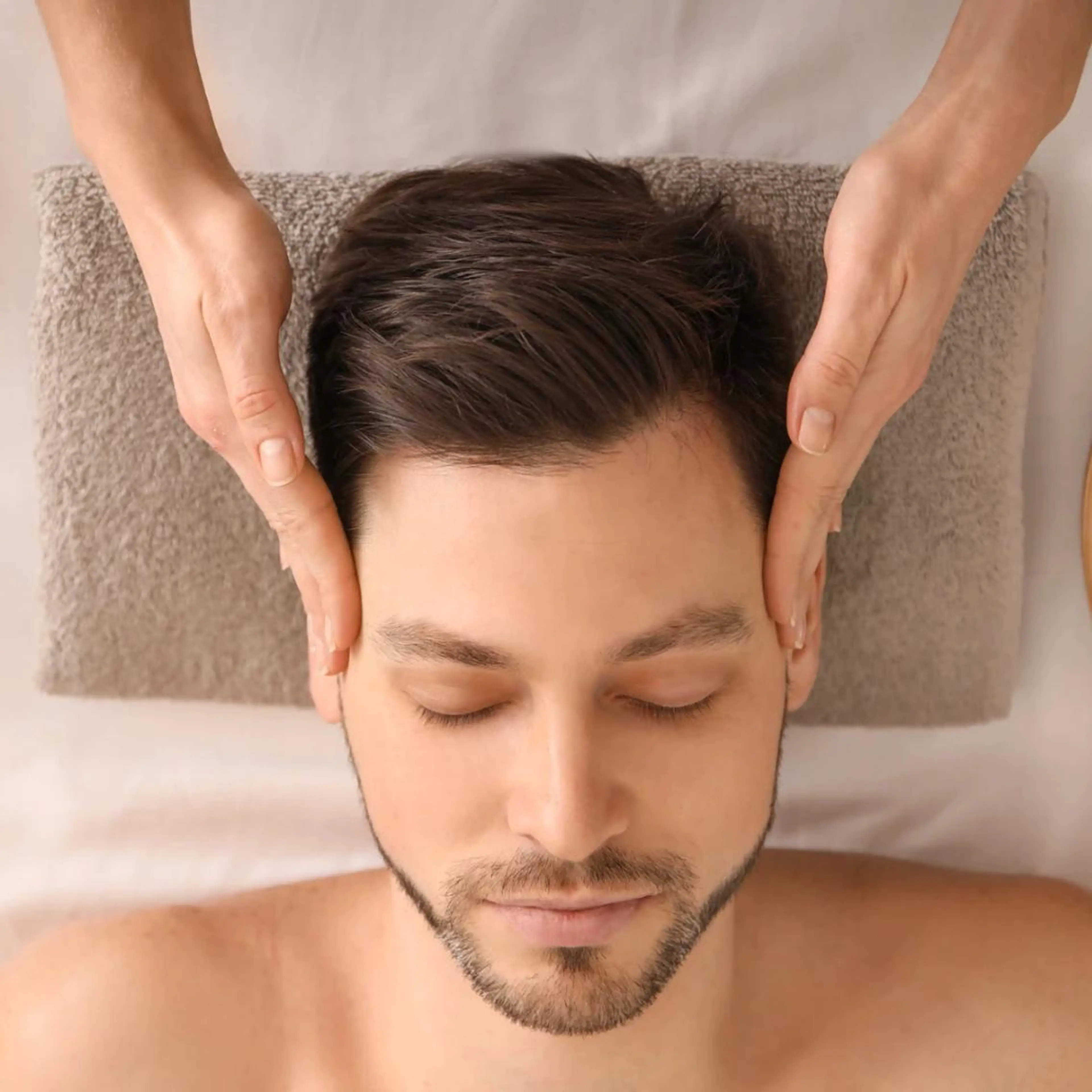 CBD炭酸ヘッドスパ｜脳まで休ませる大人の身だしなみの写真