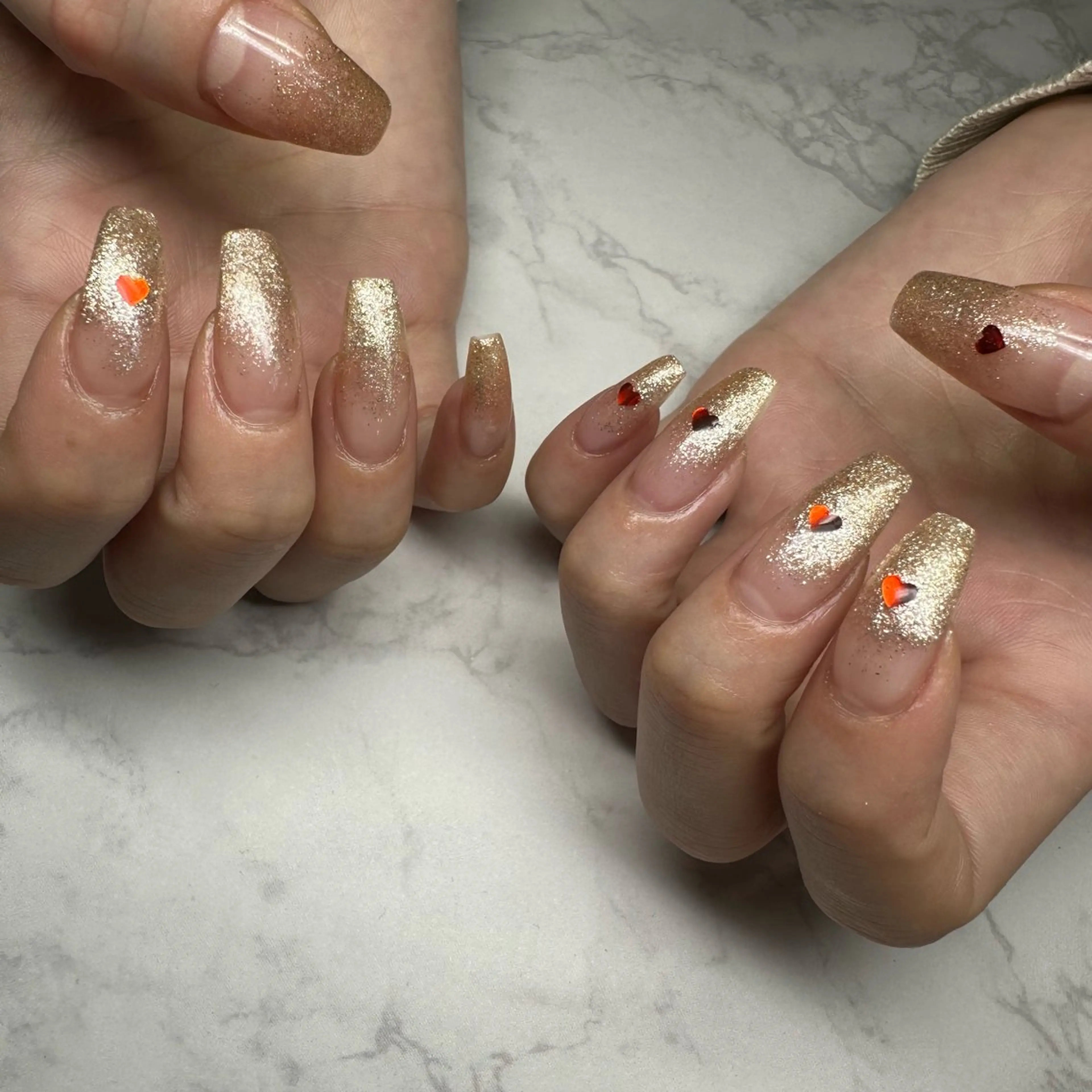 ネイル ラメ(グリッター) ラメグラデーション 369所属・🐕 369のネイルデザイン