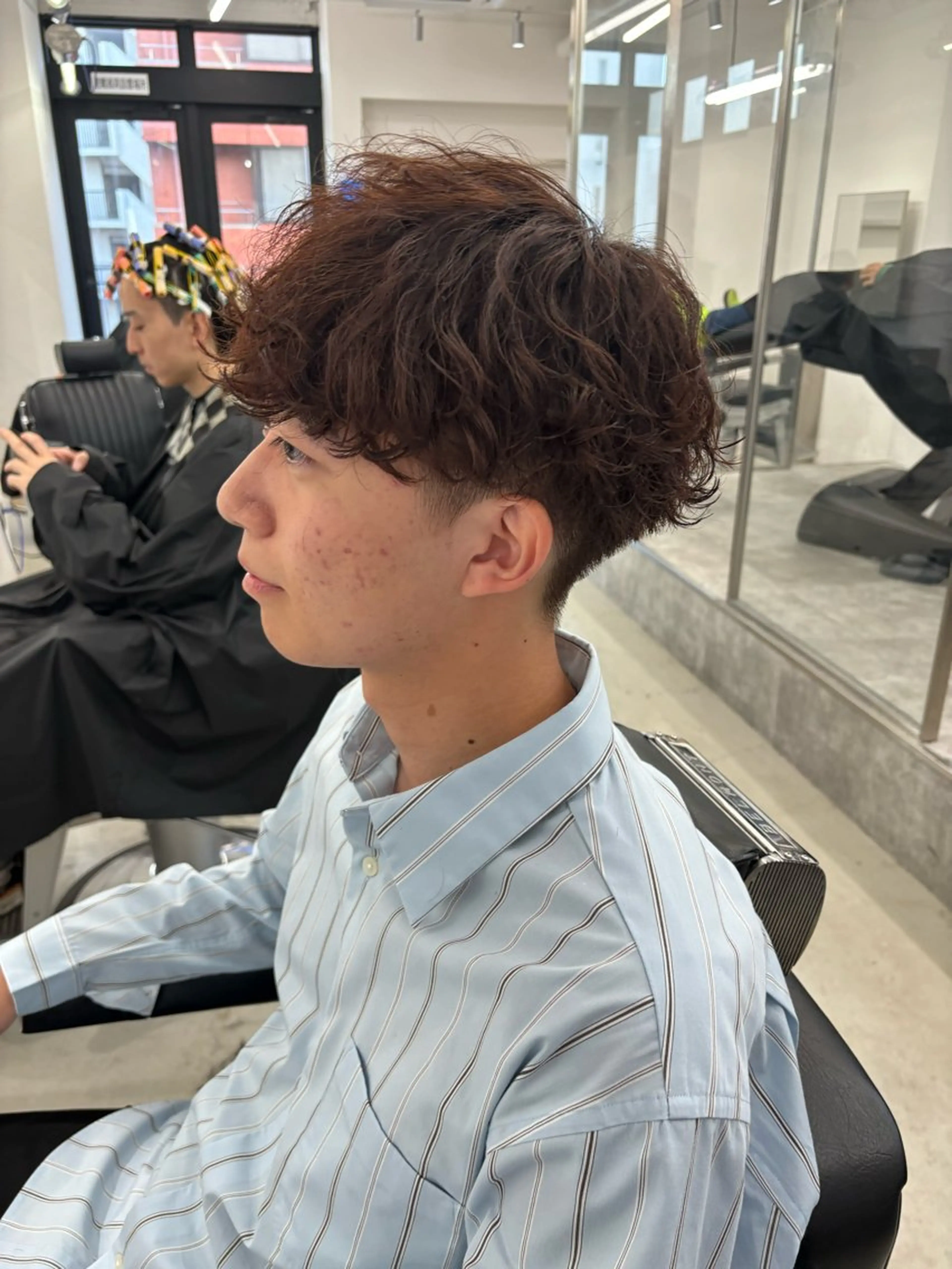 ショート パーマ パーマ職人DAIKI ツイスパ/波巻きのヘアスタイル