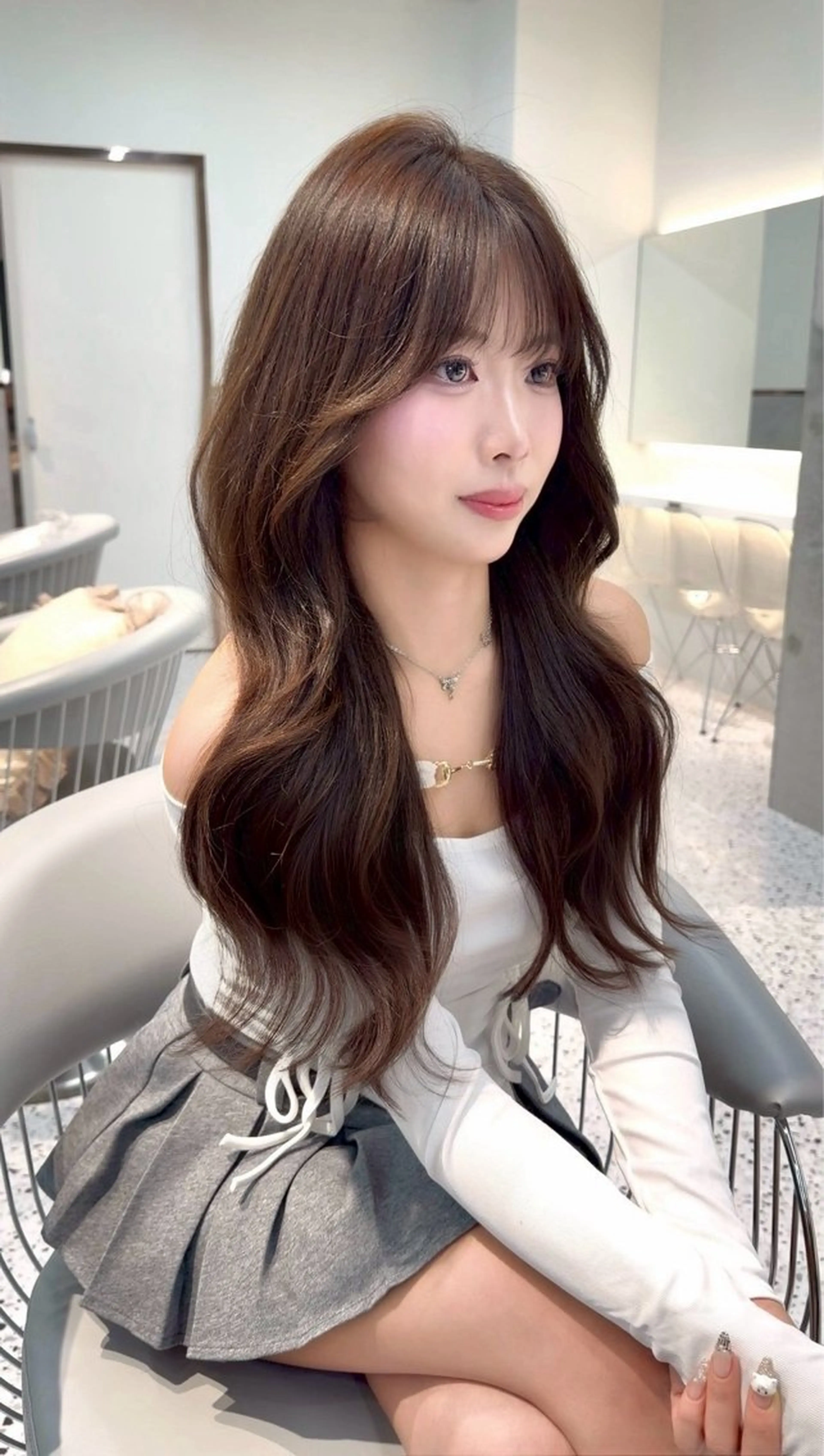 ロング レイヤーカット カット ヘアカラー 🎀透明感ブラウ ンshizuka🎀のヘアスタイル