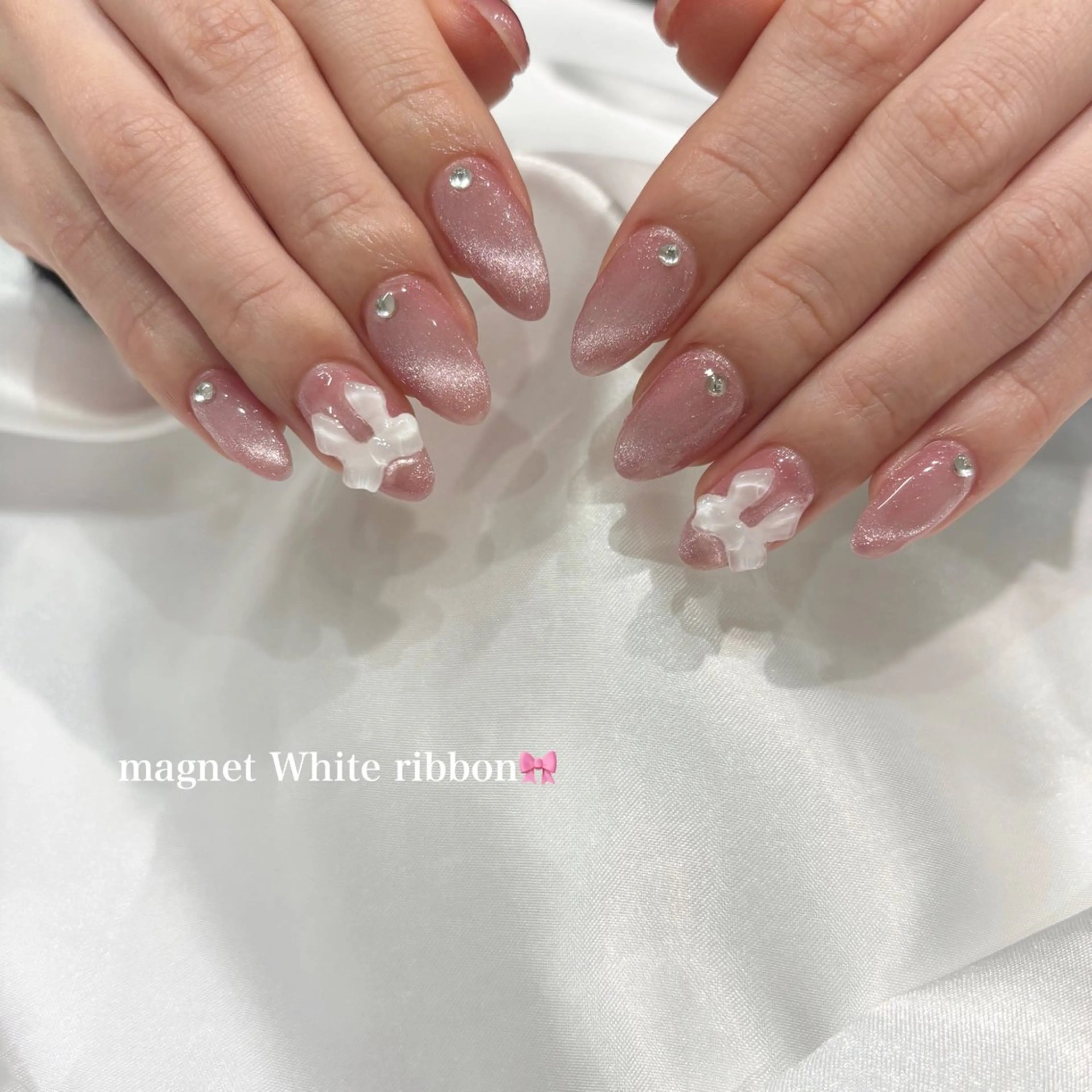 ネイル 氷ネイル・うるうるネイル マグネットネイル ハンドネイル GO TODAY SHAiRE SALON 表参道colore店所属・emmi nailのネイルデザイン