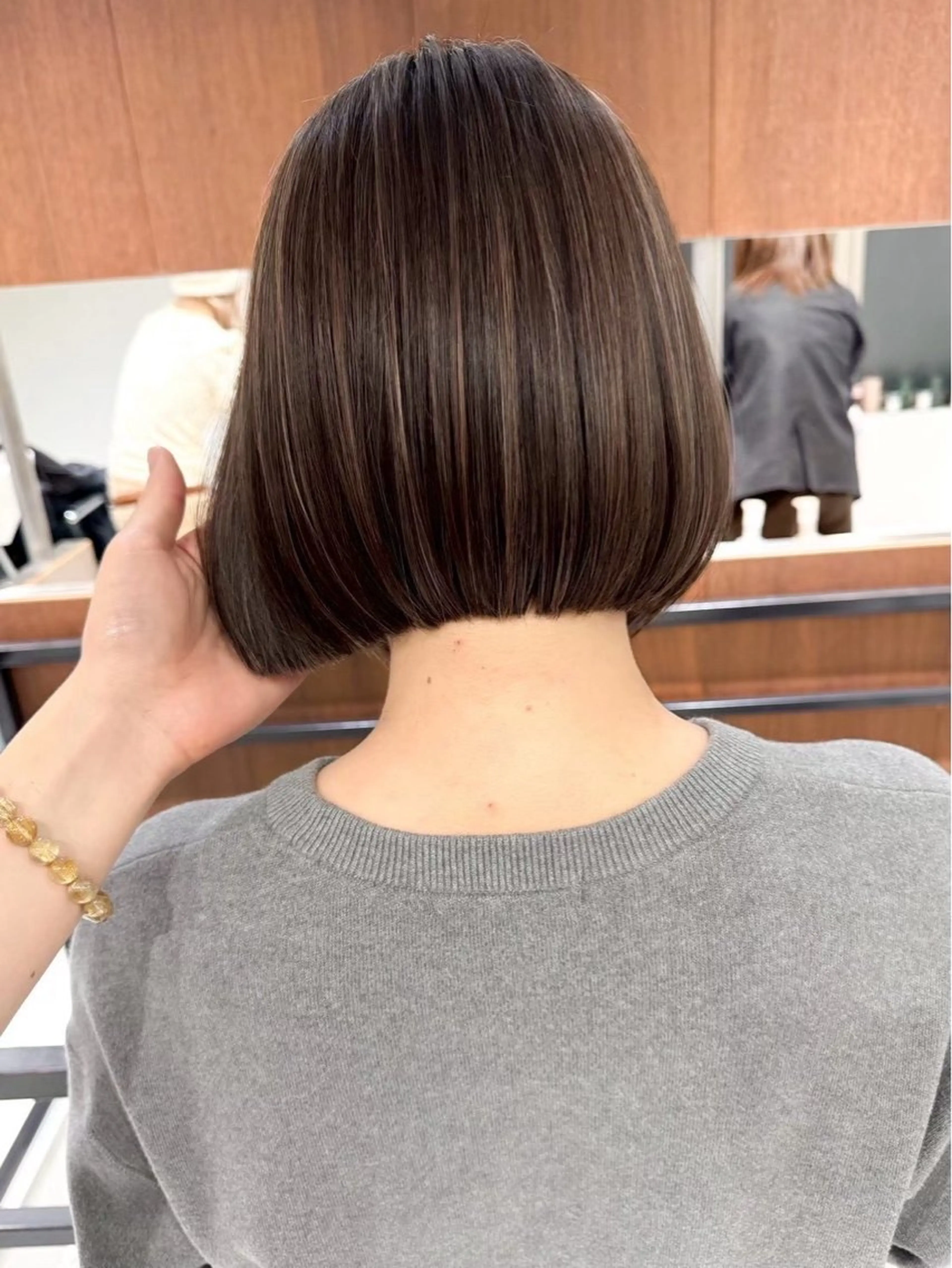 ショート ボブ 艶髪ハイトーン 💎凜💎のヘアスタイル