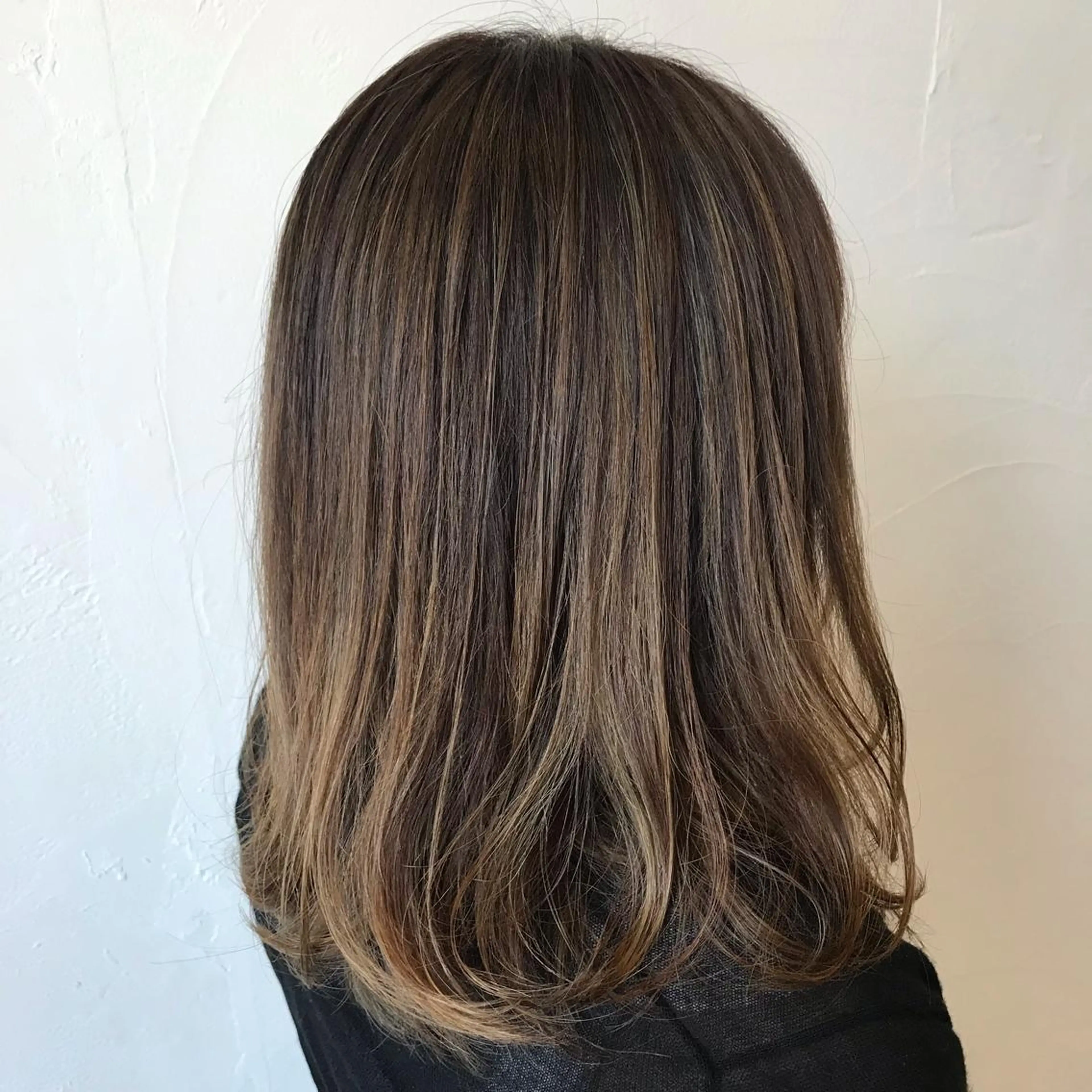 ミディアム カラー グラデーションカラー グレージュ ハイライトカラー ハイライト Hair Musee   柱店所属・topstylist 吉住 早織のヘアスタイル