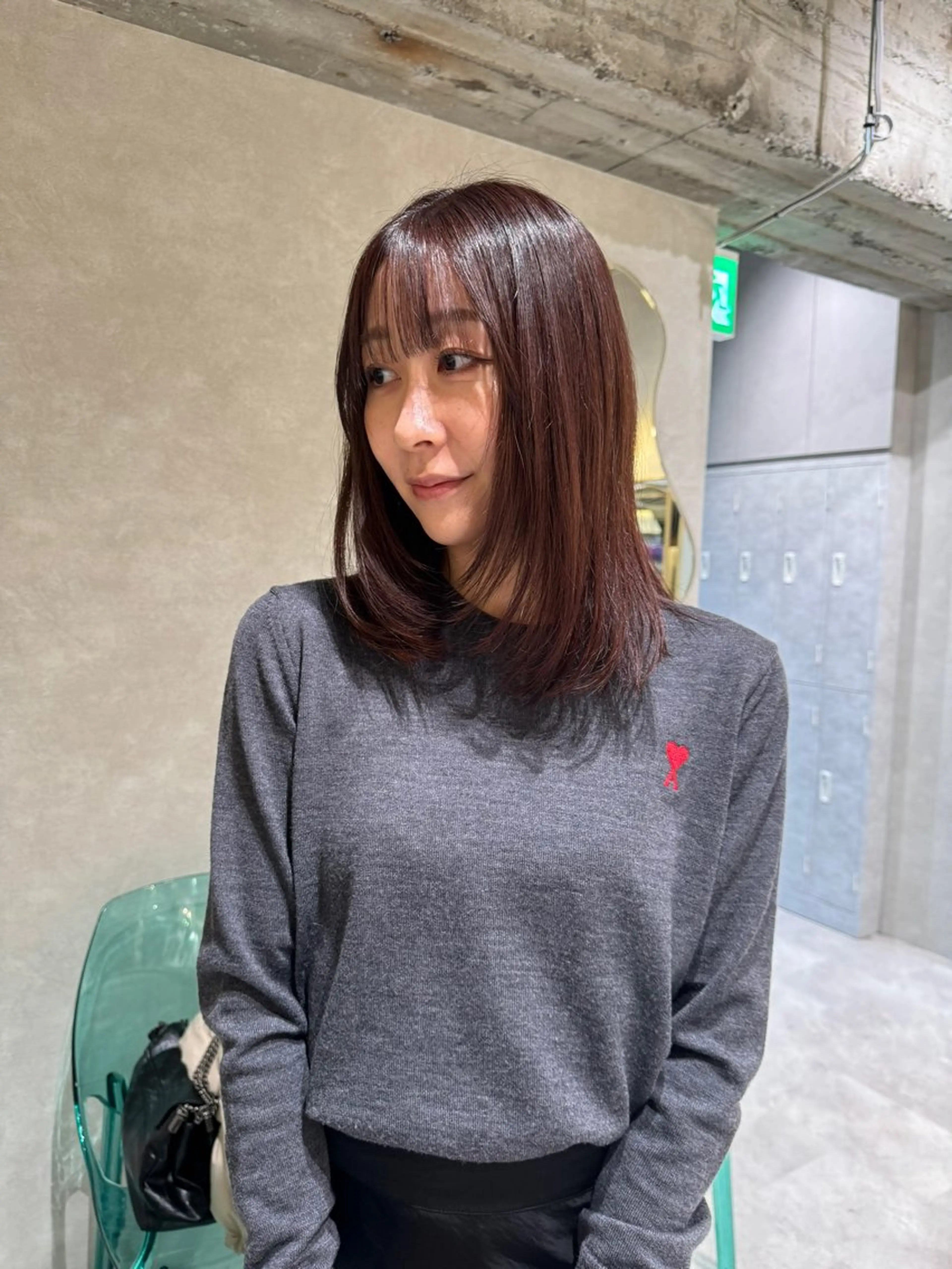 ミディアム カラー ワンカールで盛れる レイヤー🎀Macoのヘアスタイル