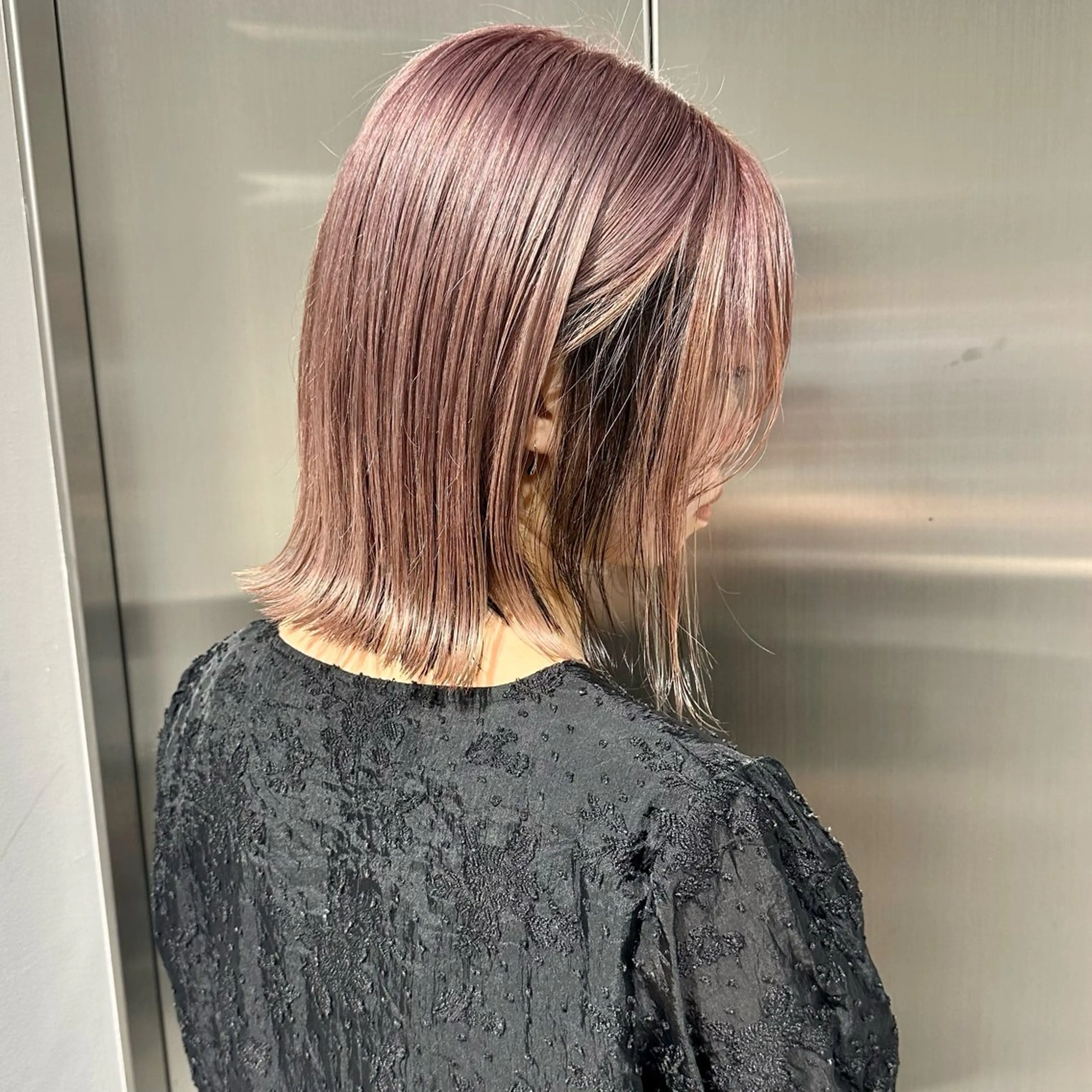 ミディアム カラー カット ヘアカラー トリートメント ブリーチなし/レイヤ ー特化🌈Tommyのヘアスタイル