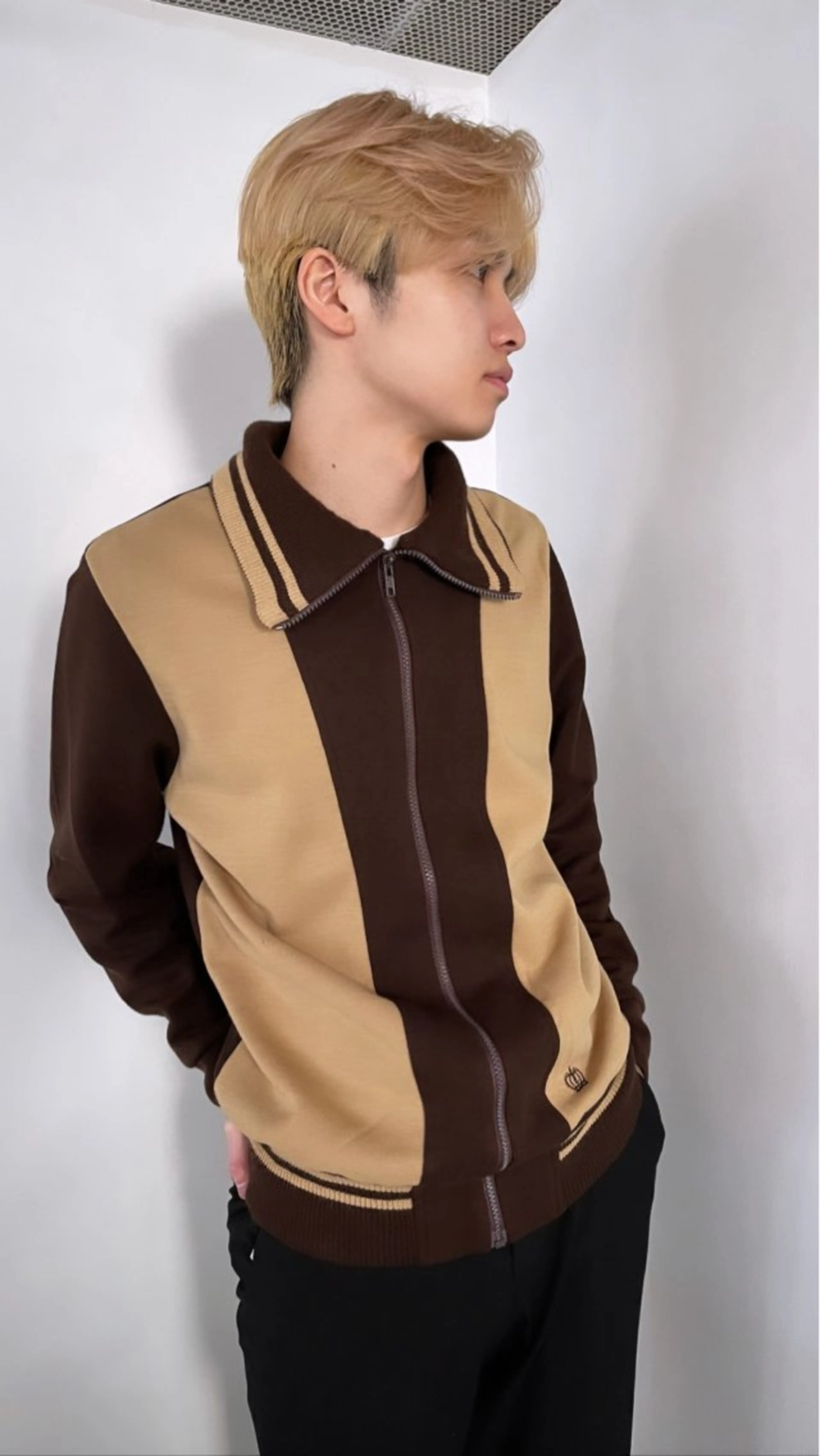 カラー ブリーチ 抜きっぱなしブロンド ブロンド ハイトーンカラー ヘアカラー ボブ/レイヤー /河内温太のヘアスタイル