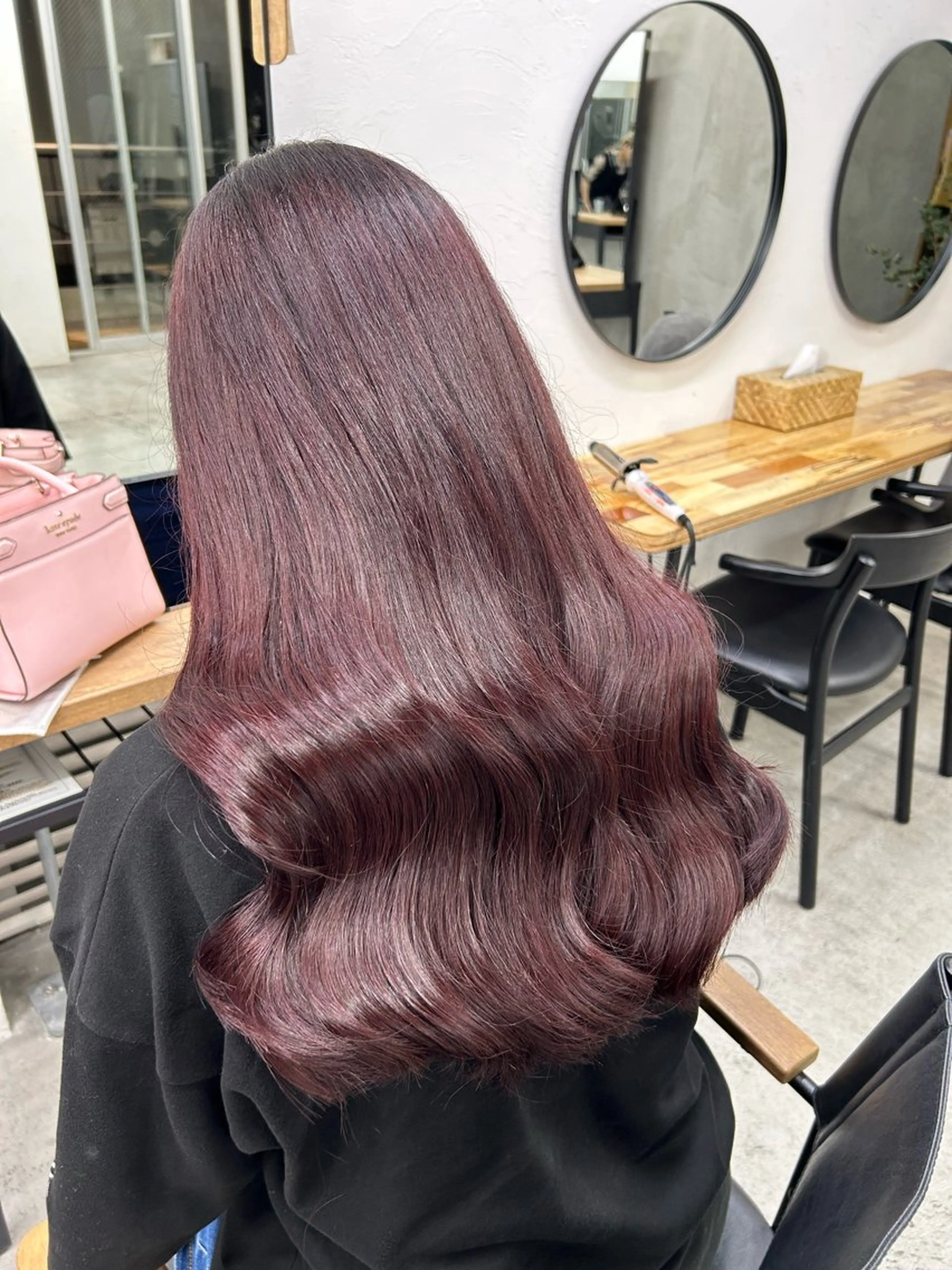 ロング カラー ボルドーカラー ピンクカラー トリートメント カット ヘアカラー トリートメント RYOSUKE ハイトーンのヘアスタイル