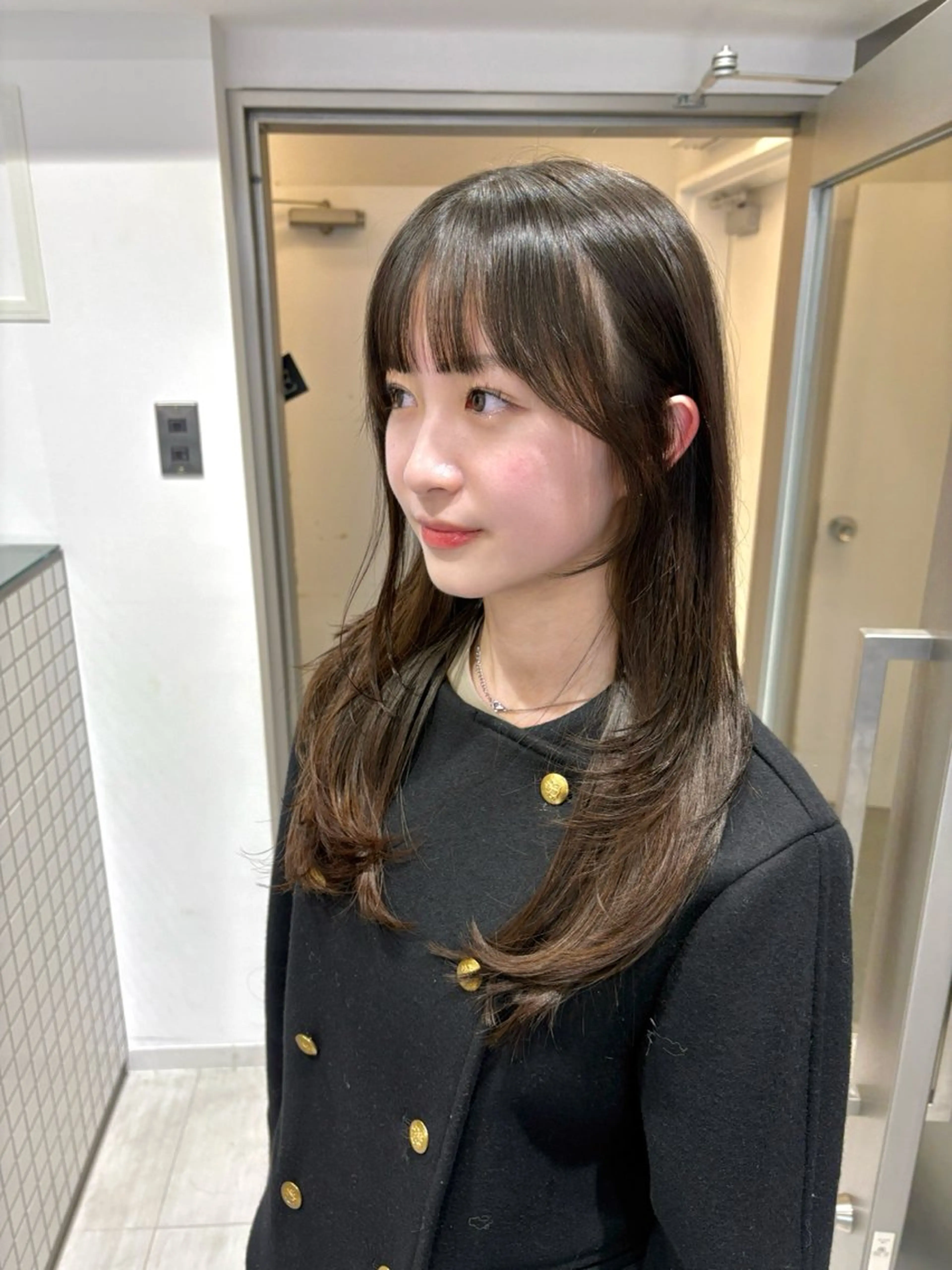 ロング ハイトーン/横浜 /伊藤　怜のヘアスタイル