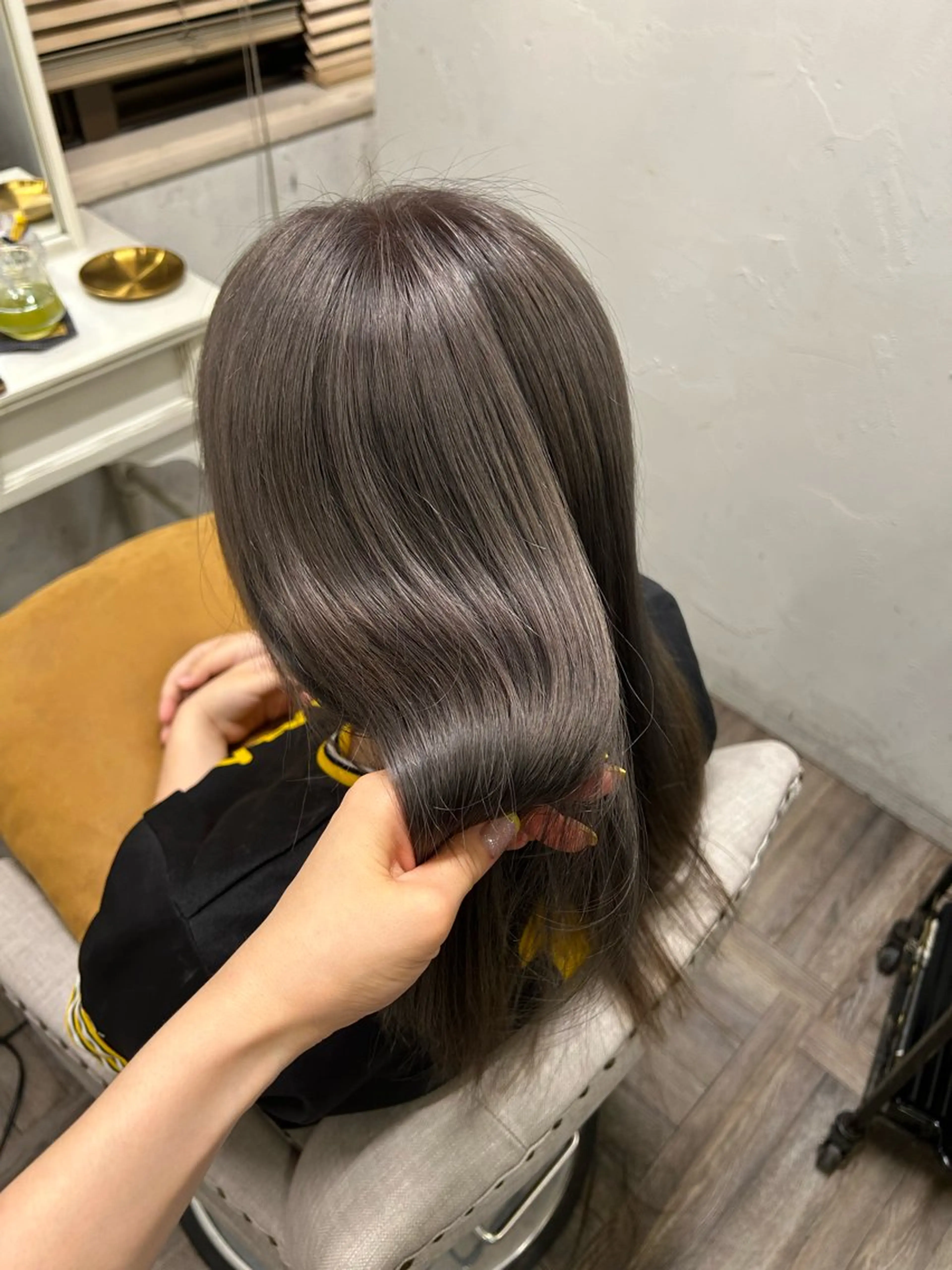 カラー veretta. あいりのヘアスタイル