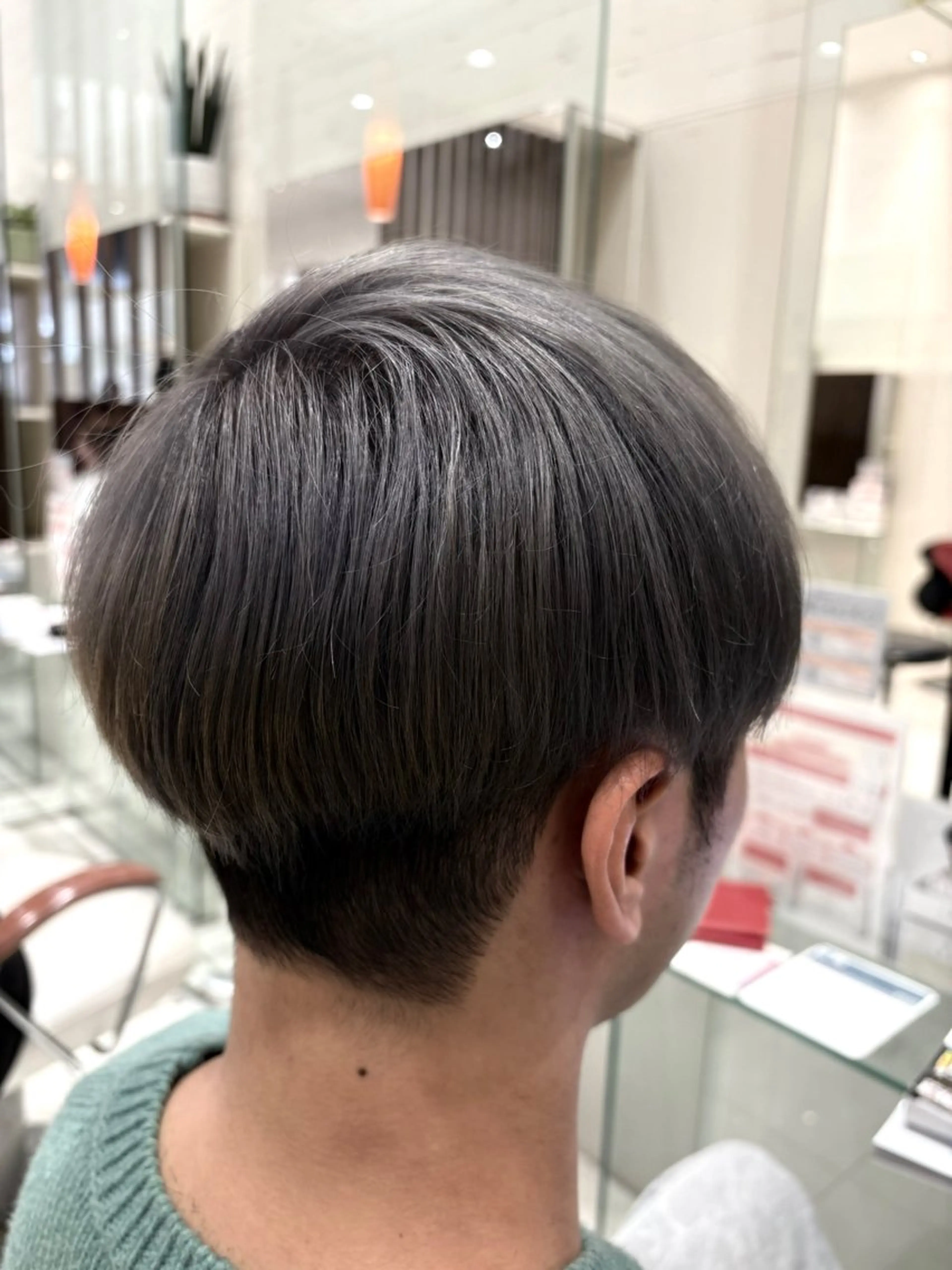 ショート カラー メンズ ヘアカラー トリートメント 金井 郁弥のヘアスタイル