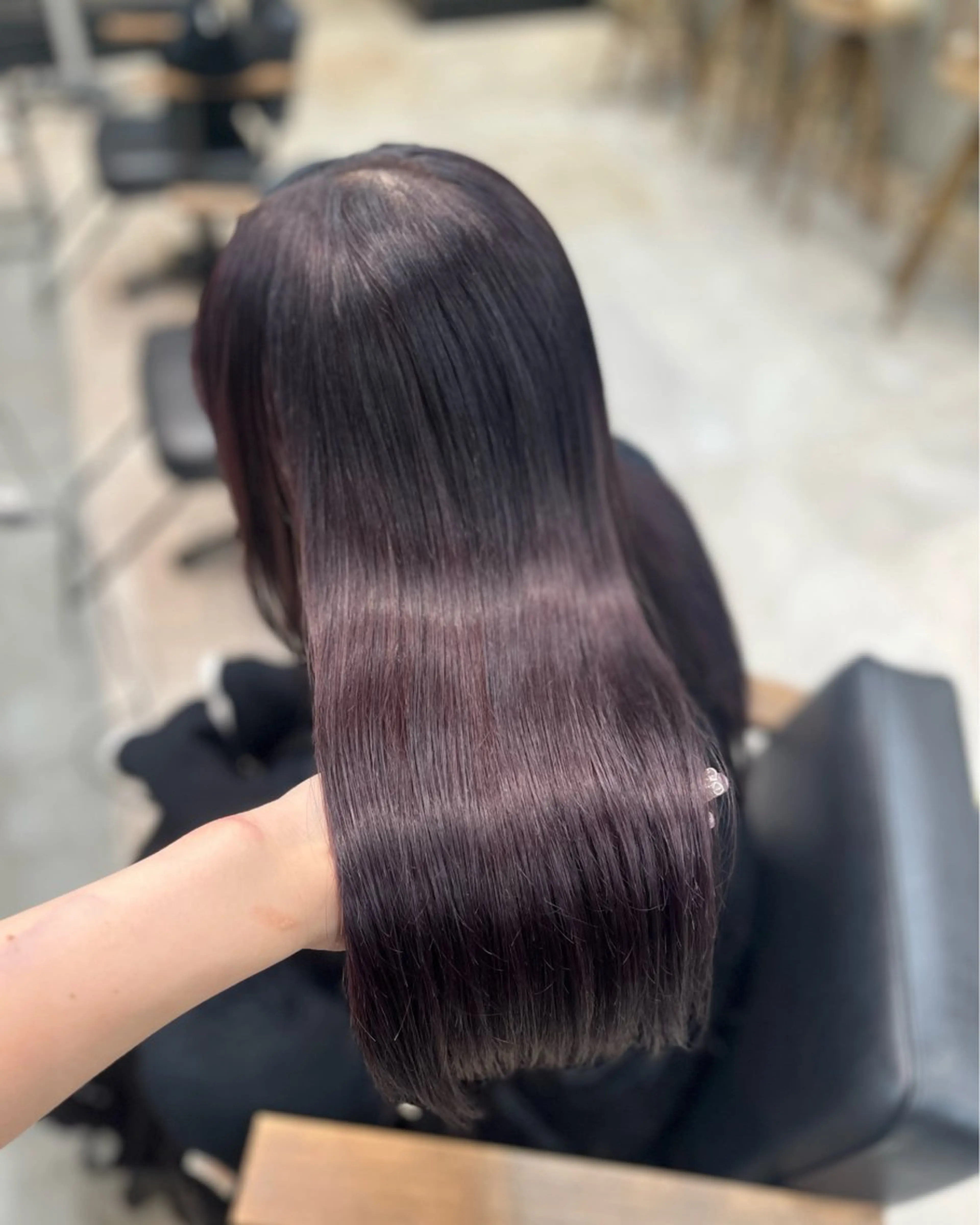 セミロング カラー 寒色 ♡ レイヤー ┊︎miyuのヘアスタイル