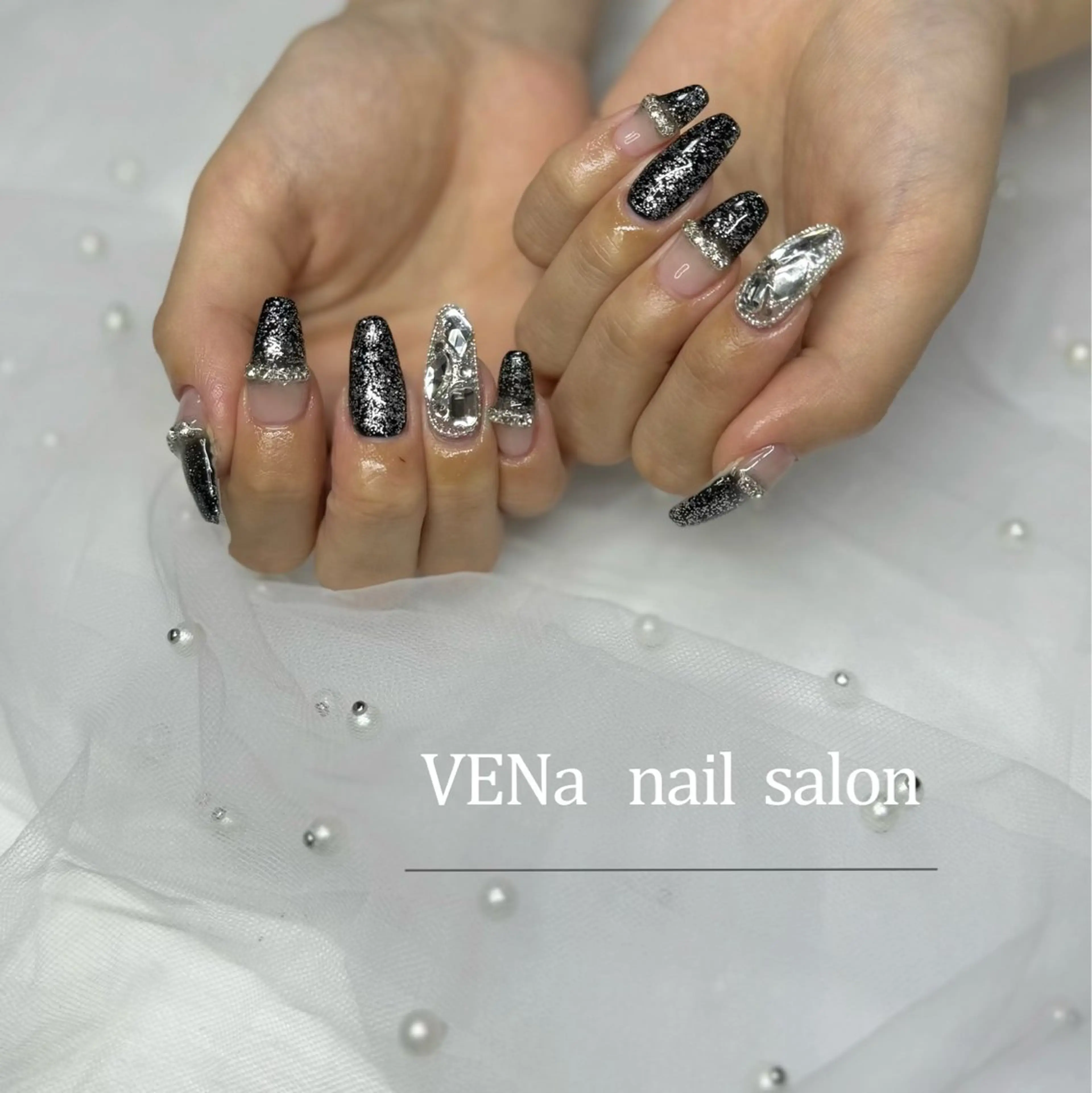ネイル オーロラネイル フラッシュネイル フットネイル フレンチネイル 氷ネイル・うるうるネイル VENa eye＆ nail salonのネイルデザイン