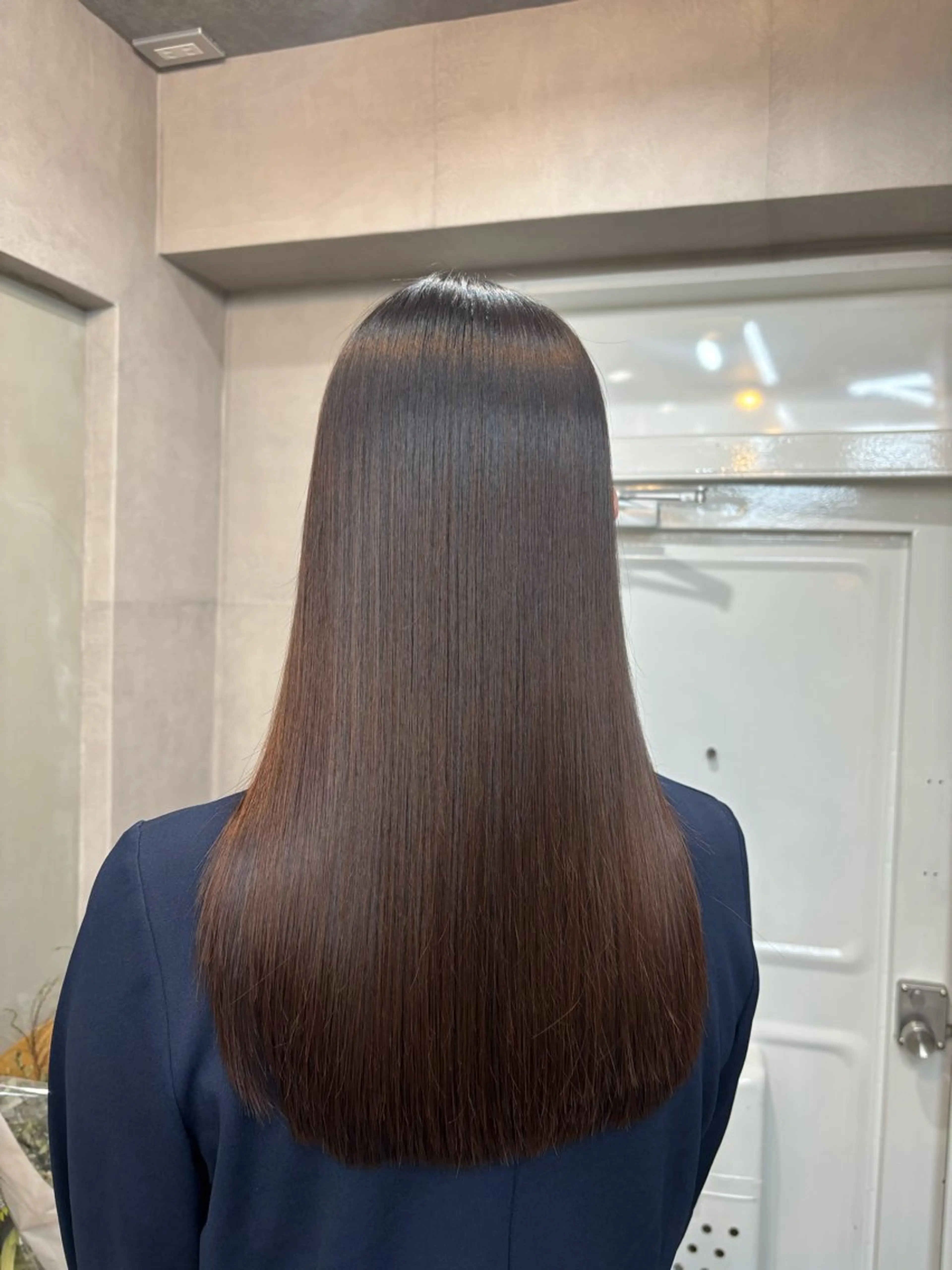 ロング 髪質改善 縮毛矯正 トリートメント 酸熱トリートメント カット 縮毛矯正 トリートメント 髪質改善ストレート/ ブリーチ／渋谷　福田のヘアスタイル