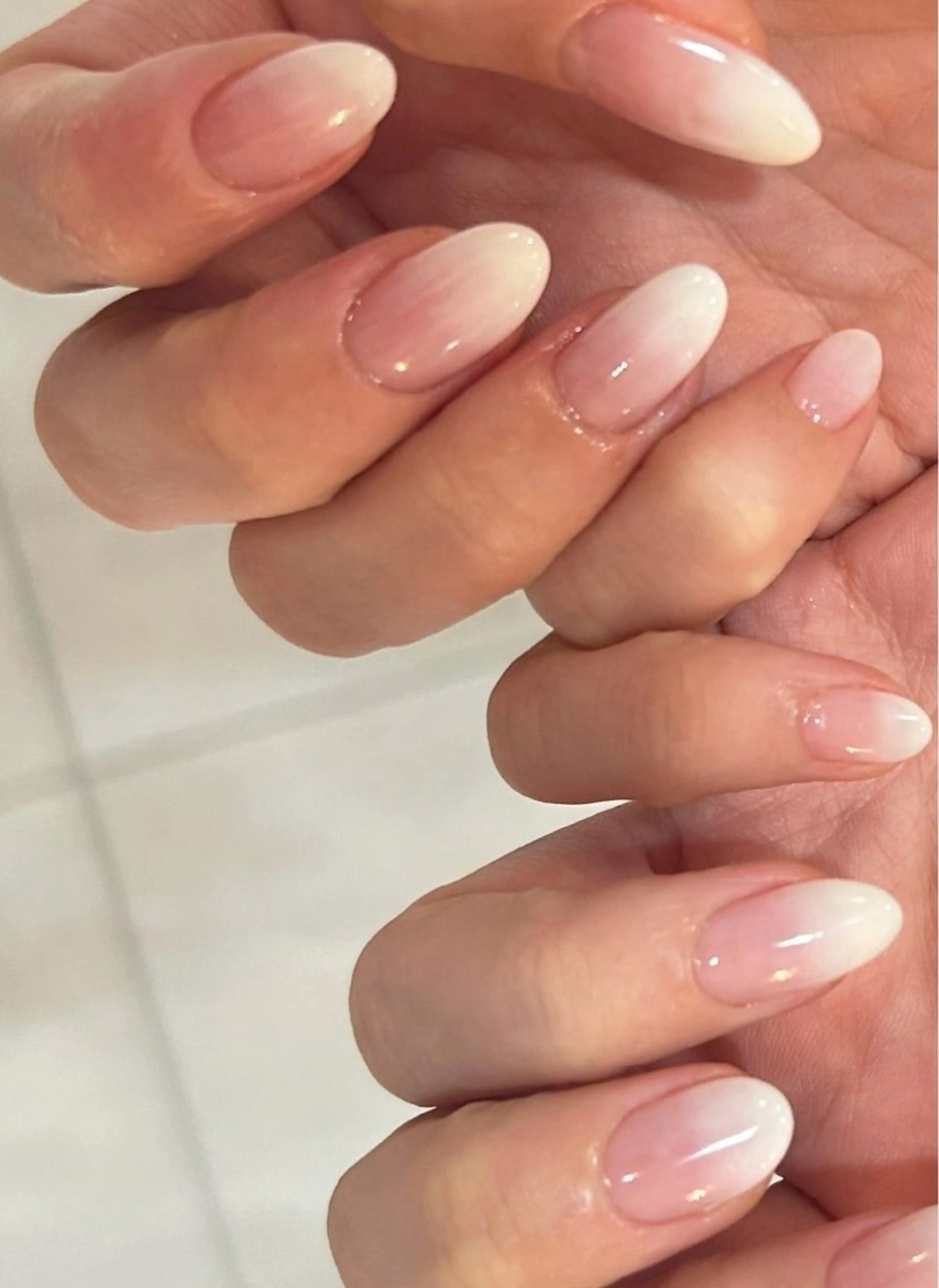 ネイル グラデーション Luria 自由ヶ丘店所属・涼純音 .のネイルデザイン