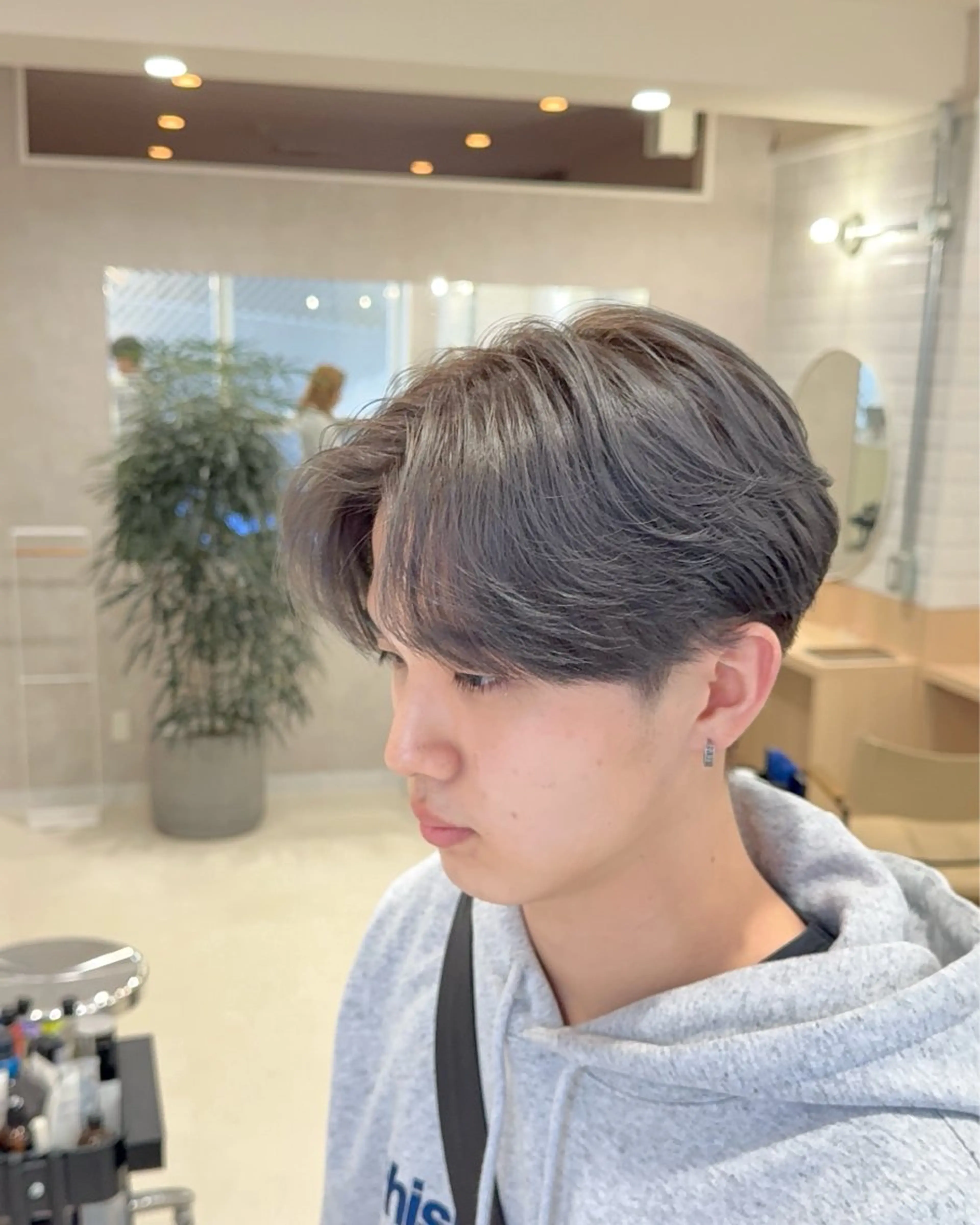 ショート カラー メンズ カット ヘアカラー 【東北メンズヘア1 位受賞🥇】本間祐太のヘアスタイル