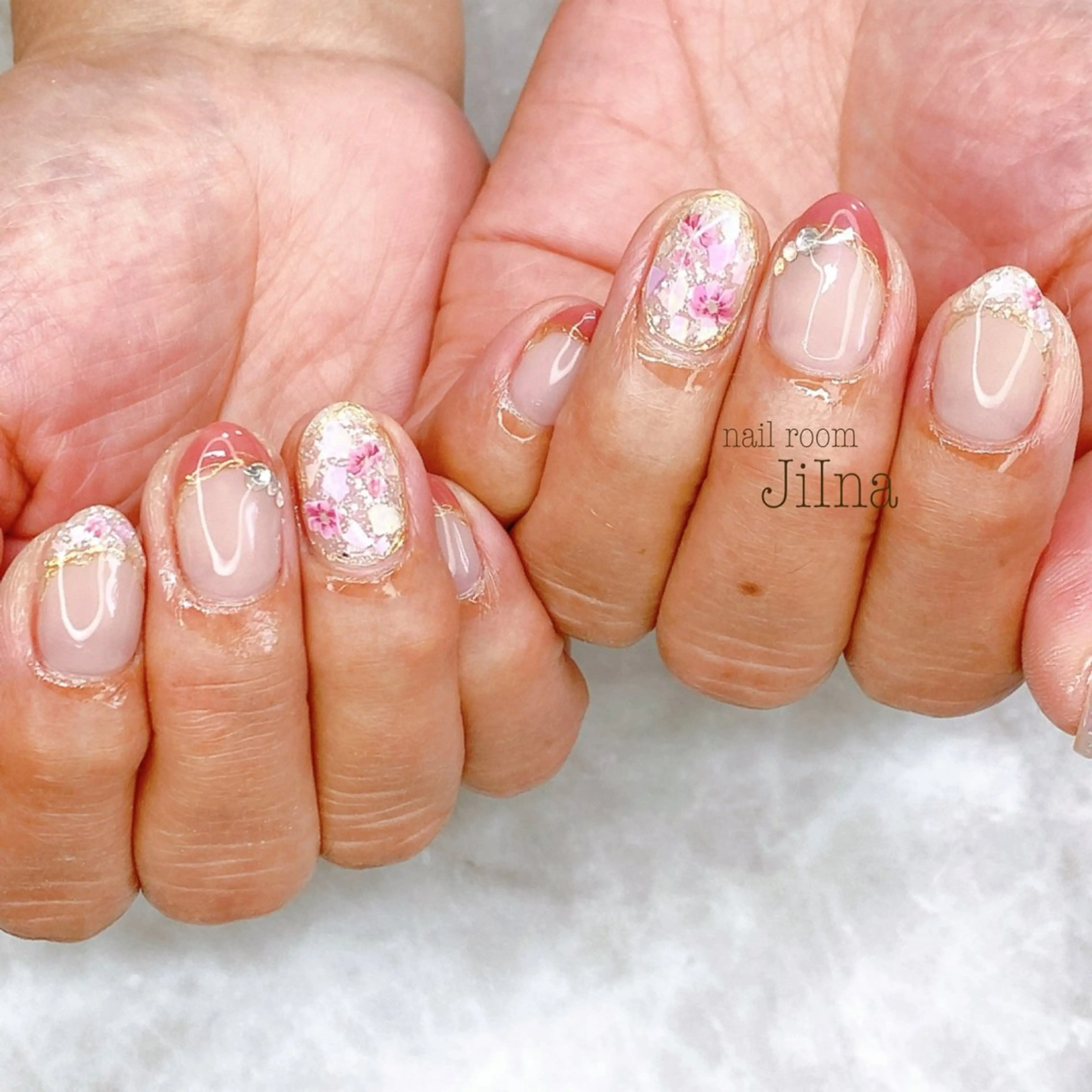 ネイル 持ち込み JiIna nailのネイルデザイン