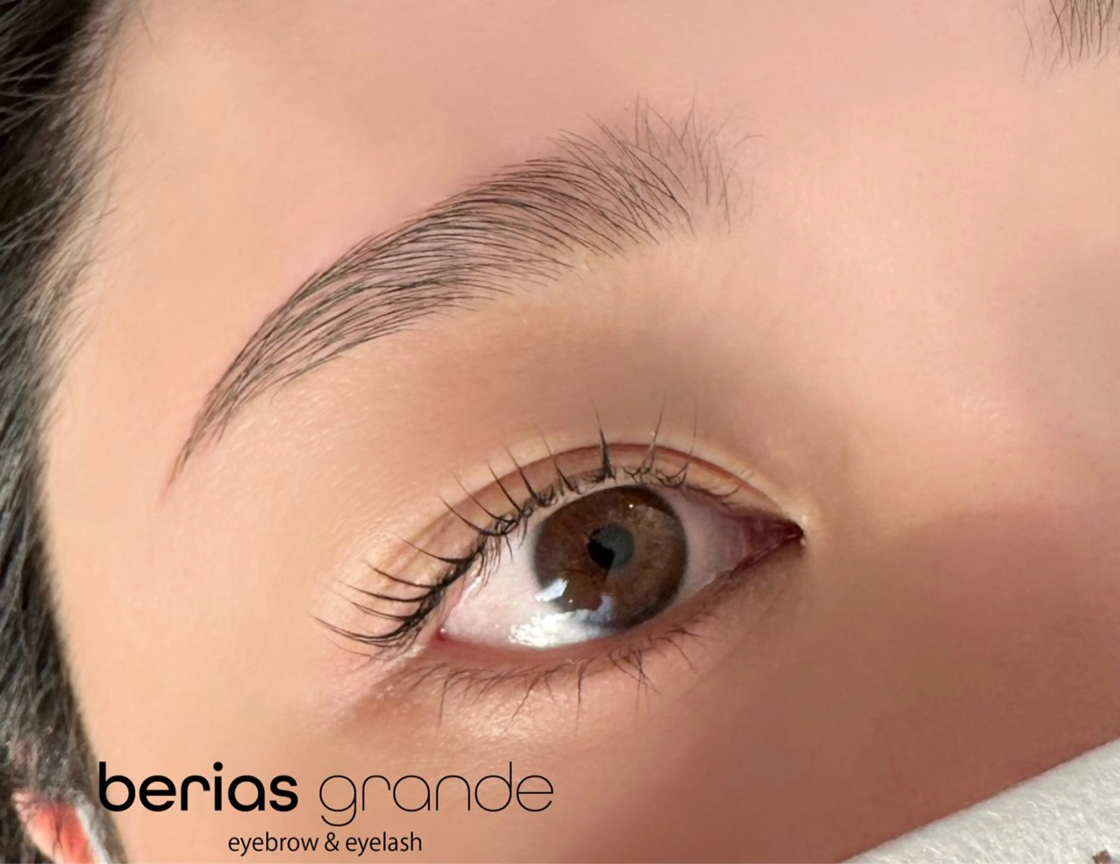 眉毛wax➕パリジェンヌラッシュリフト(上まつ毛パーマ)の写真