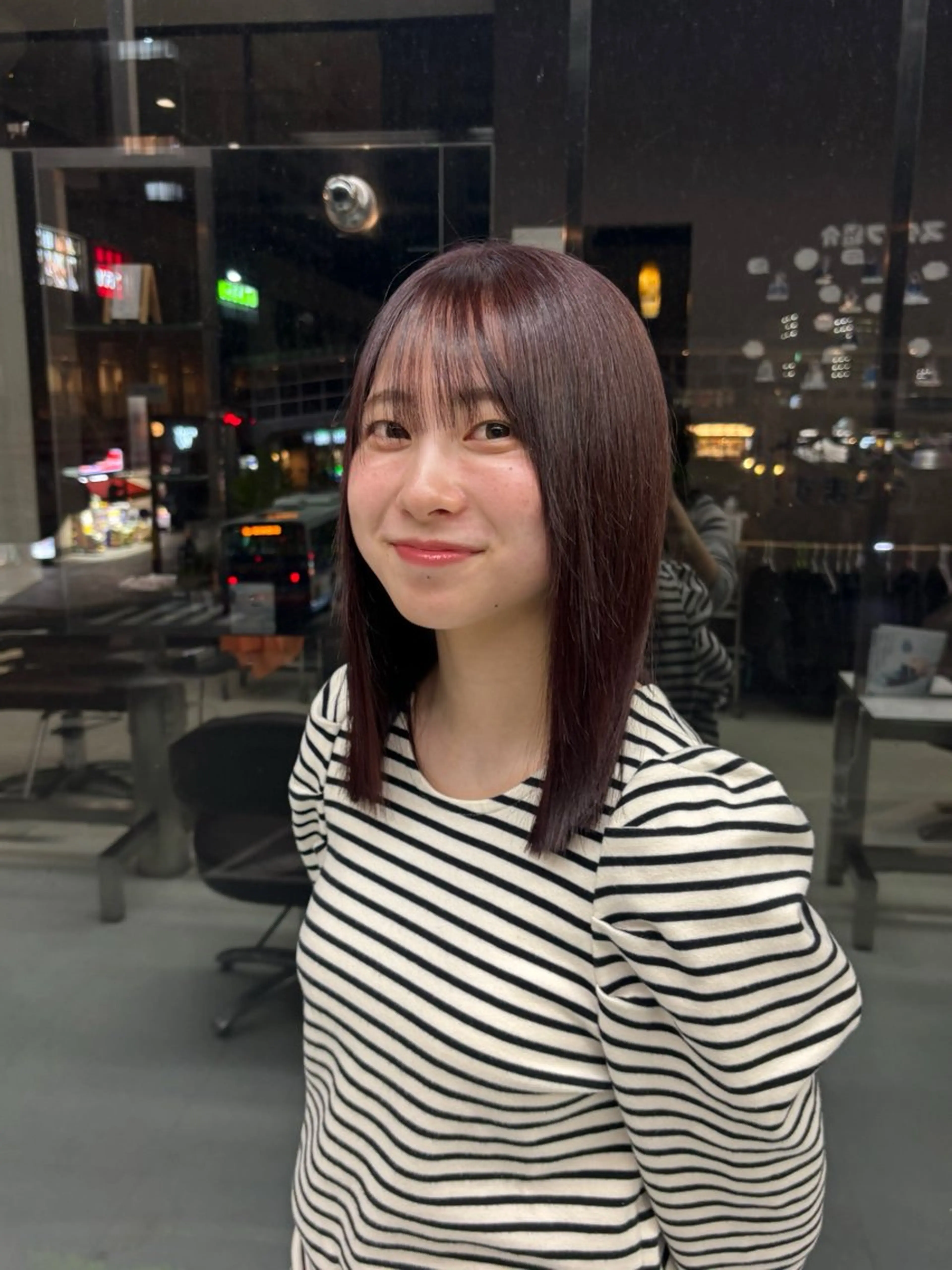 ミディアム 西宮/トレンドカラー /美馬本紅亜のヘアスタイル