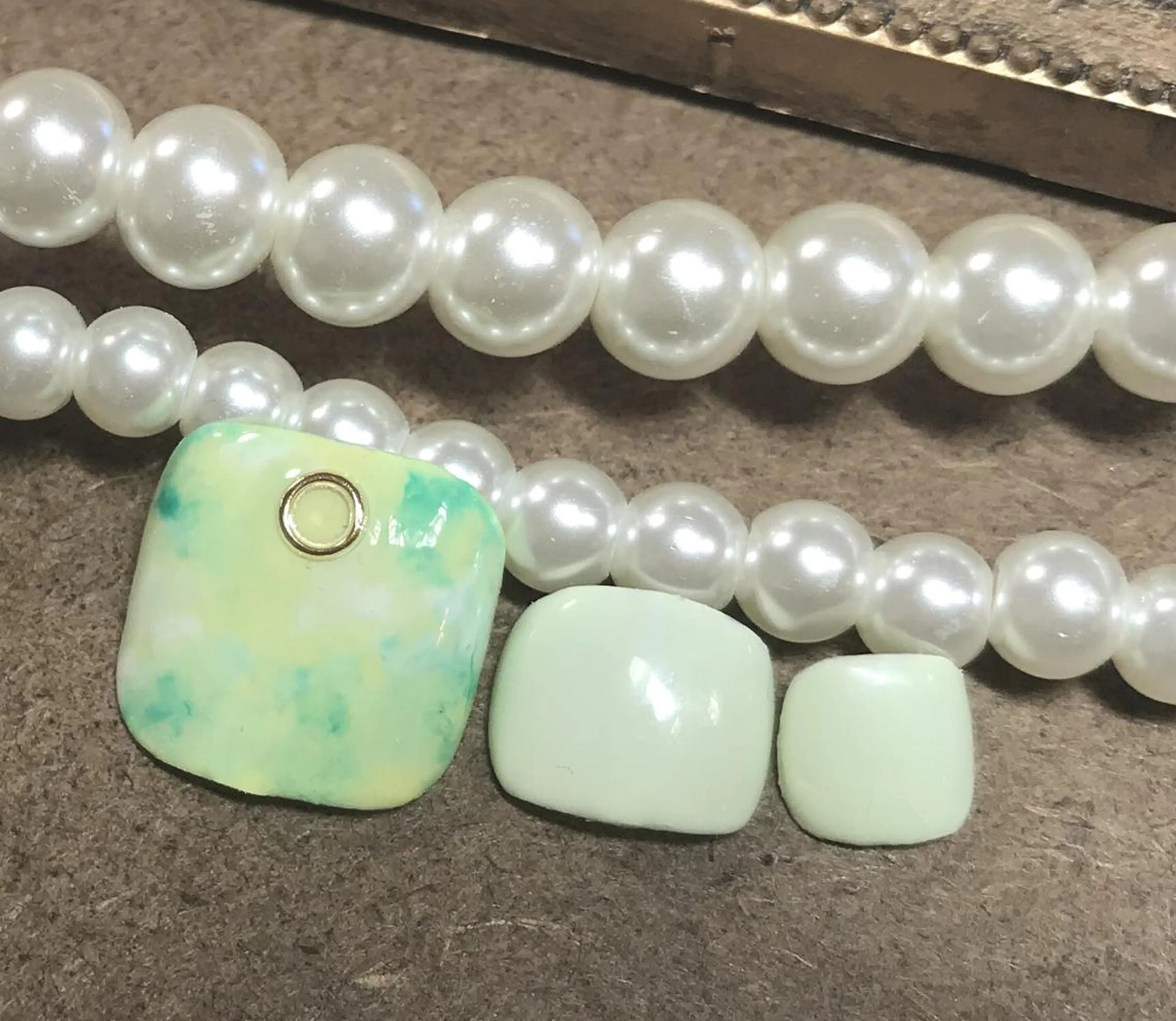 ネイル フットネイル ジェルネイル イワサキ  のネイルデザイン