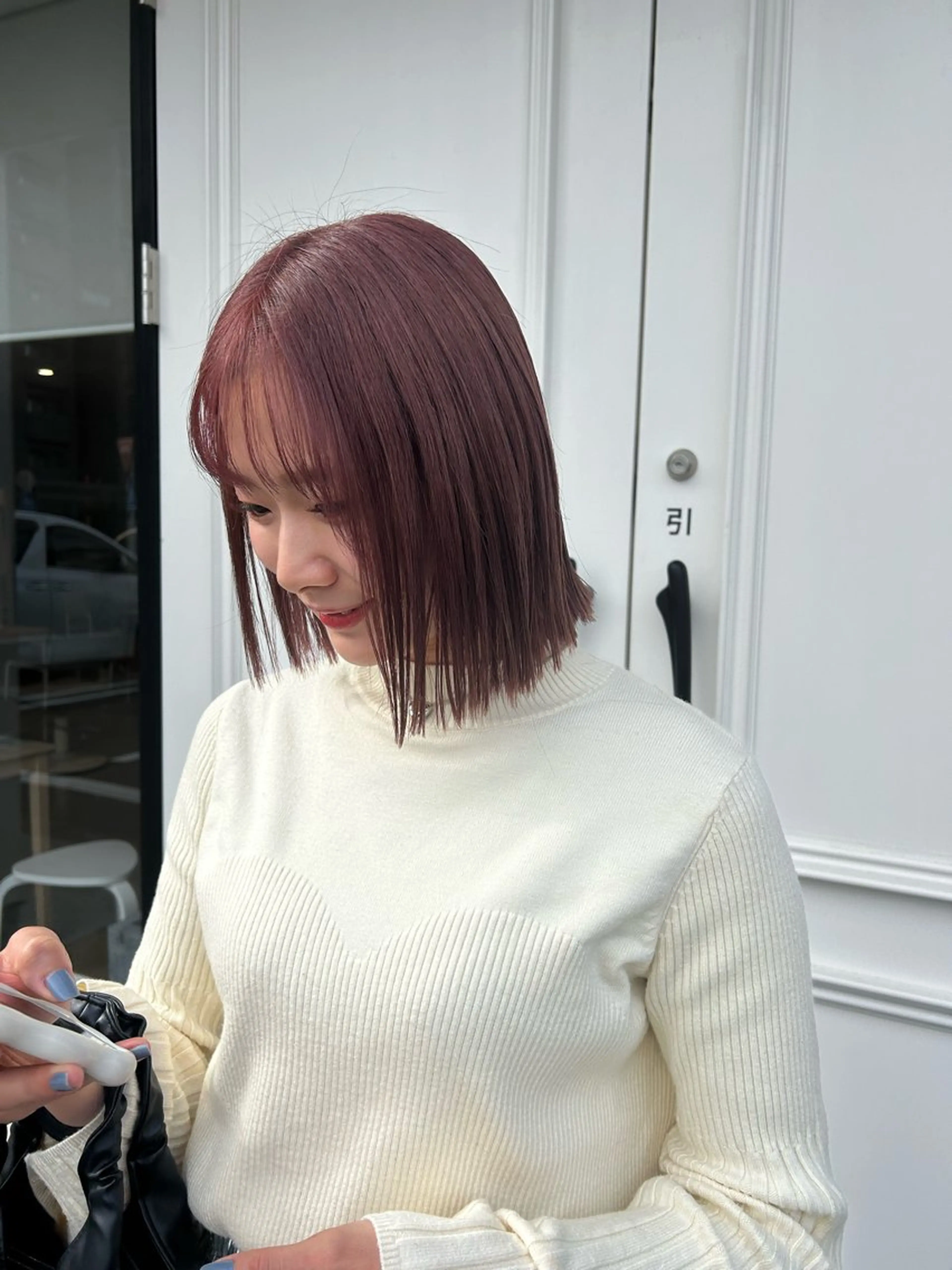 ショート カラー ベージュカラー ブリーチ ピンクカラー ピンクベージュ 透明感カラー🥣 yukihoのヘアスタイル