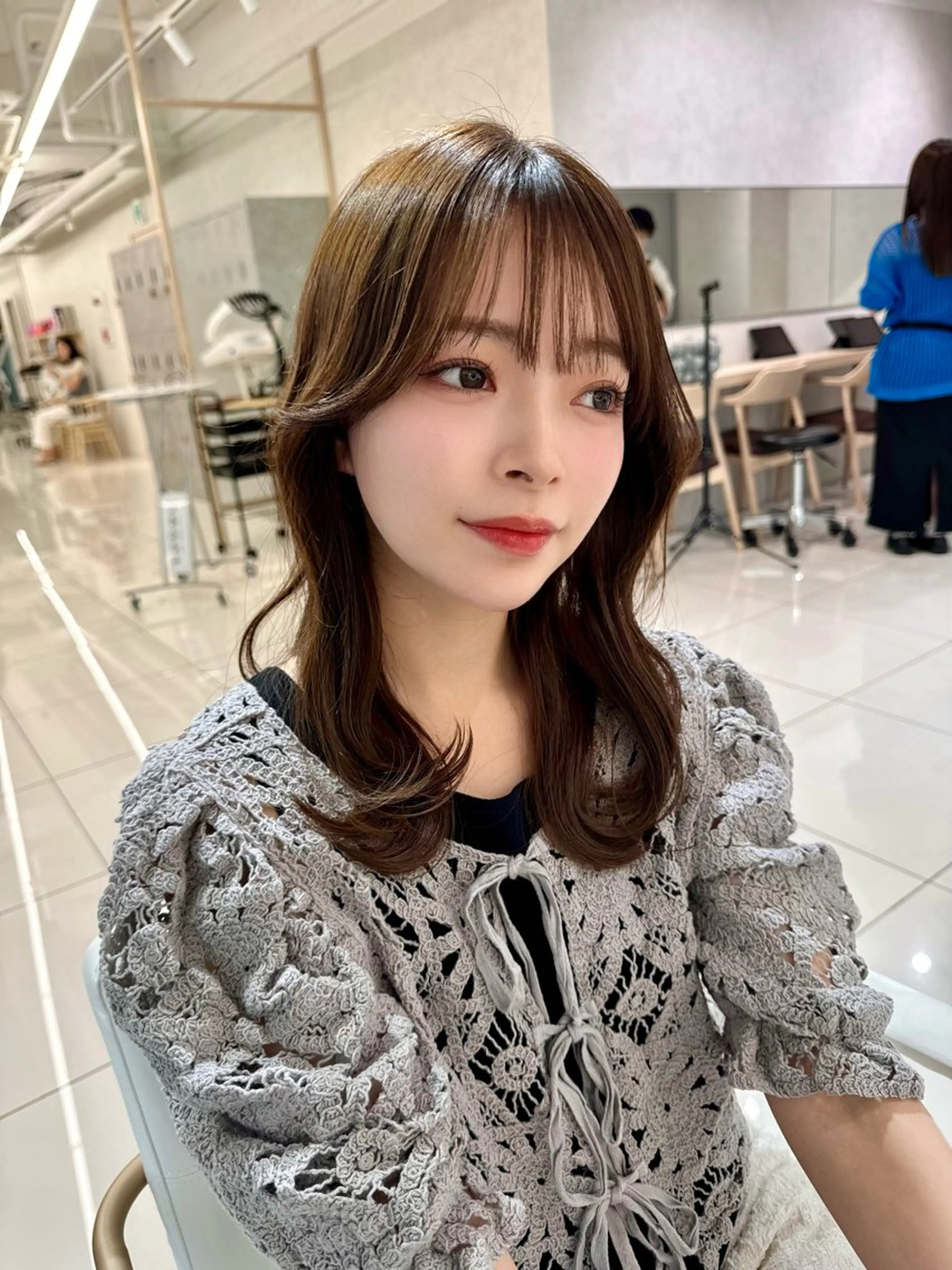 セミロング レイヤー/韓国/ 顔周り/しんやのヘアスタイル