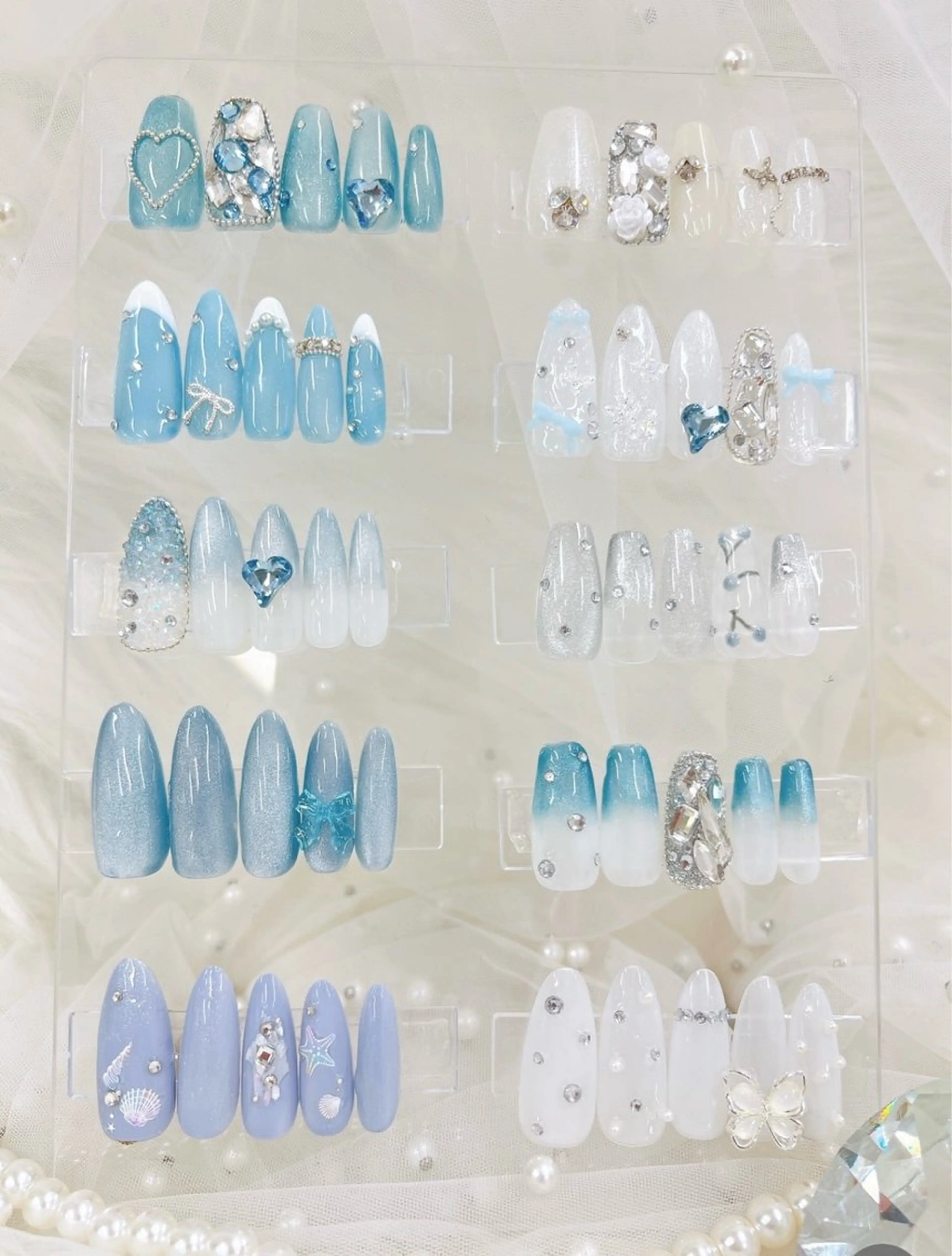 ネイル フレンチネイル ジェルネイル ガラスフレンチ ハート キラキラネイル クイーンズネイル銀座所属・Queeens nailのネイルデザイン