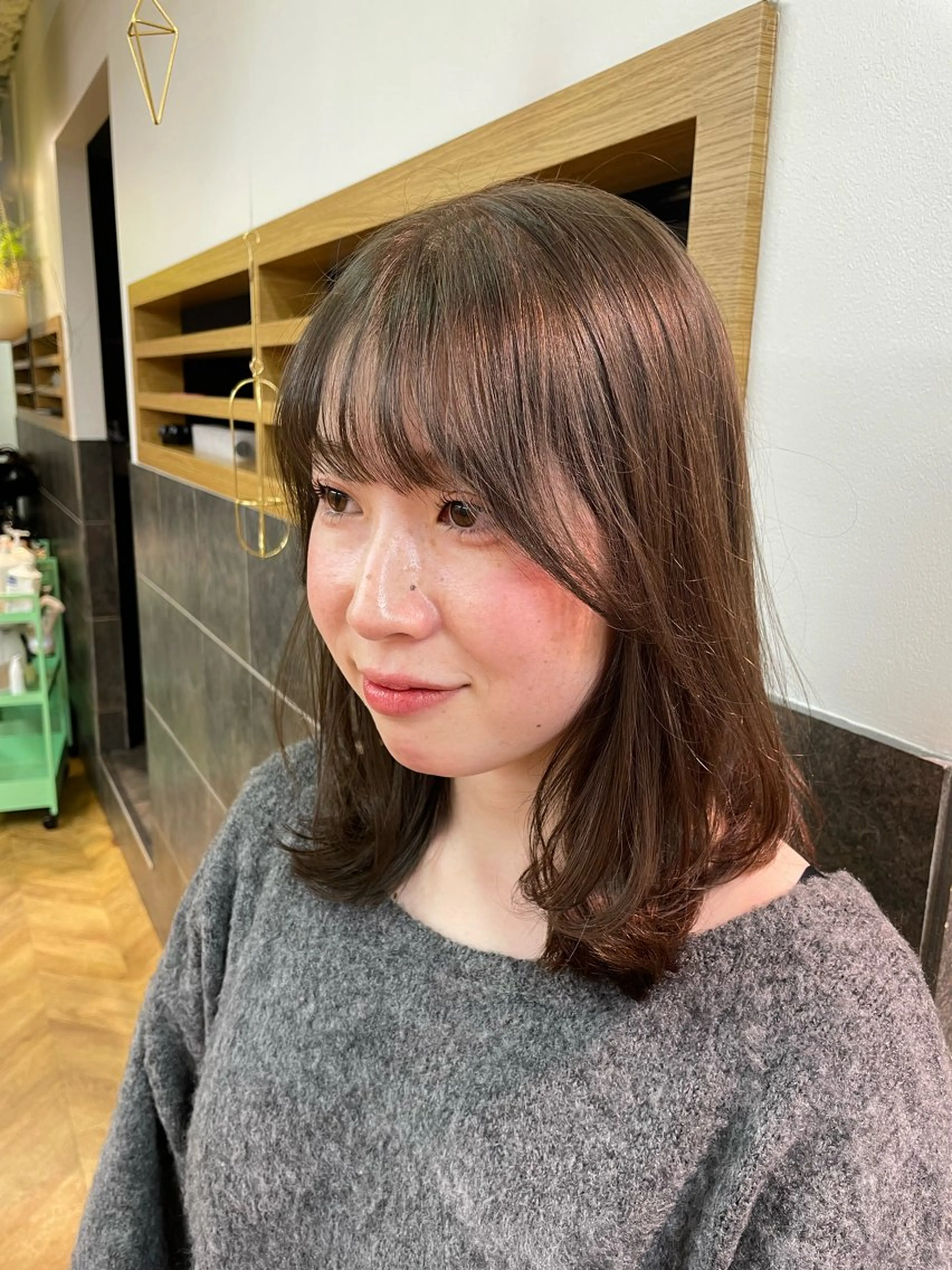 セミロング カラー パーマ 縮毛矯正 トリートメント レイヤー/透明感/ 髪質改善🩵NANAのヘアスタイル