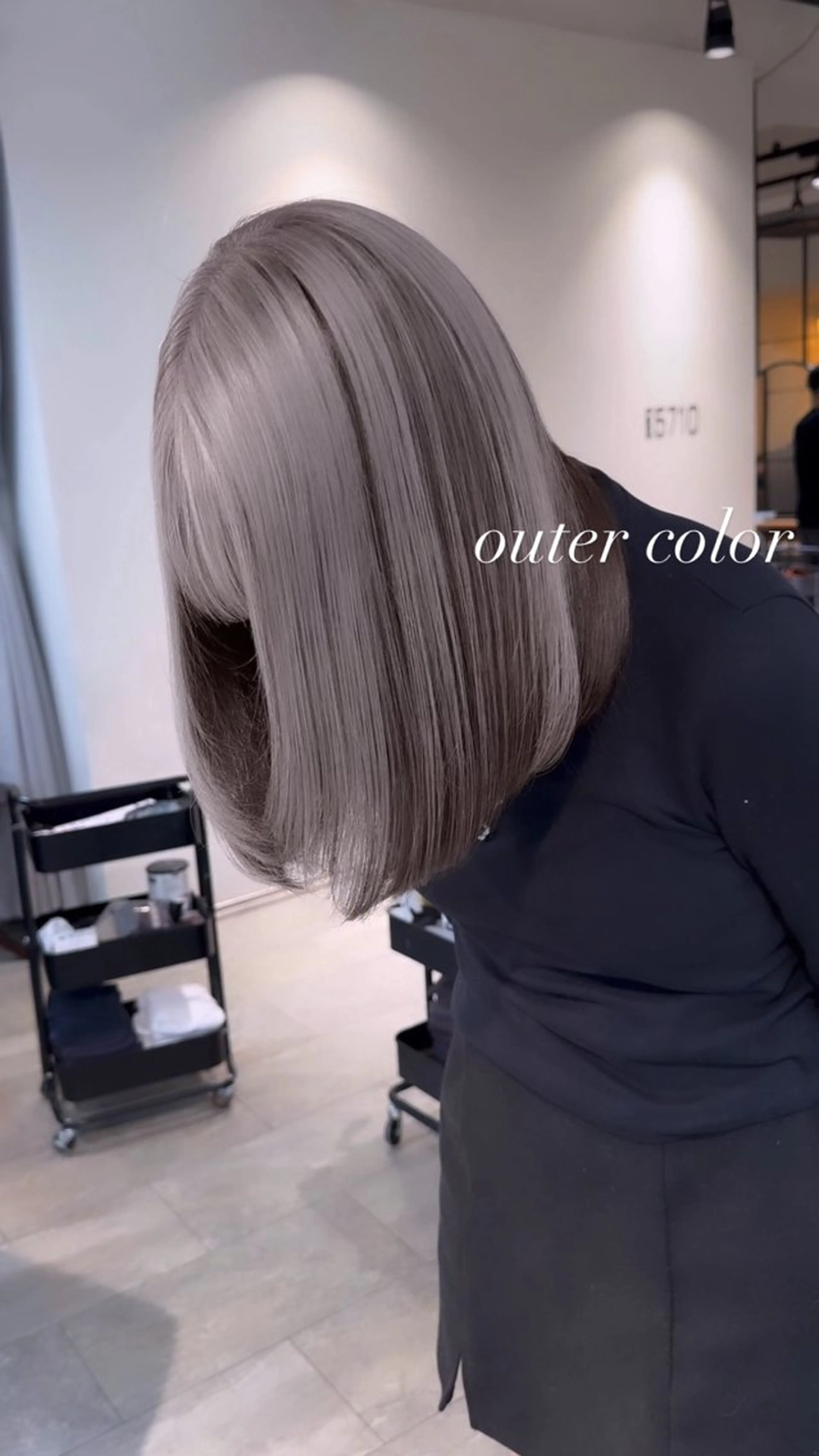 セミロング カラー カット ヘアカラー トリートメント ヘアセット 💜ハイトーン💛 マジカルかいちゃんのヘアスタイル