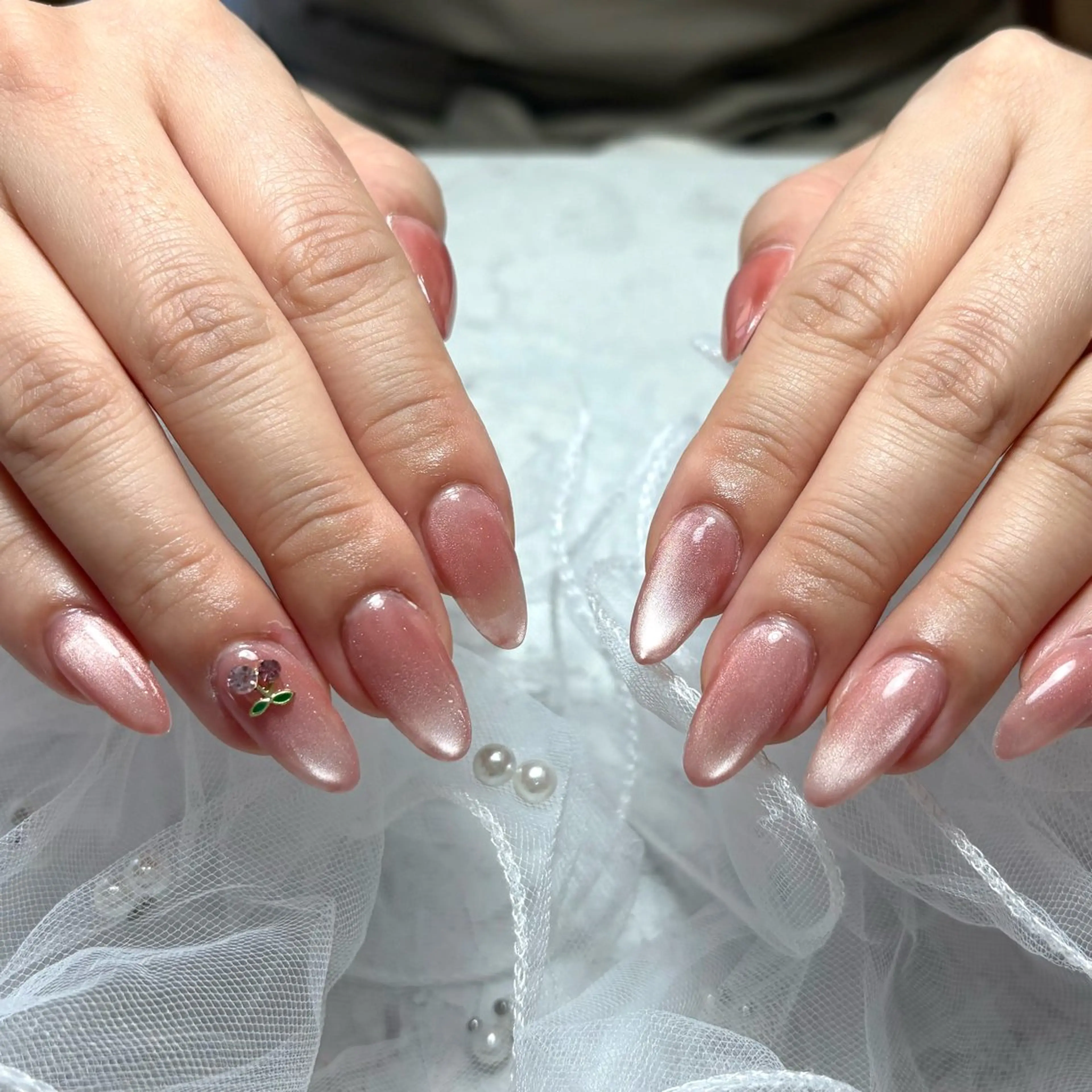 ネイル ハンドネイル WHITE NAIL 鳳店AYUMIのネイルデザイン