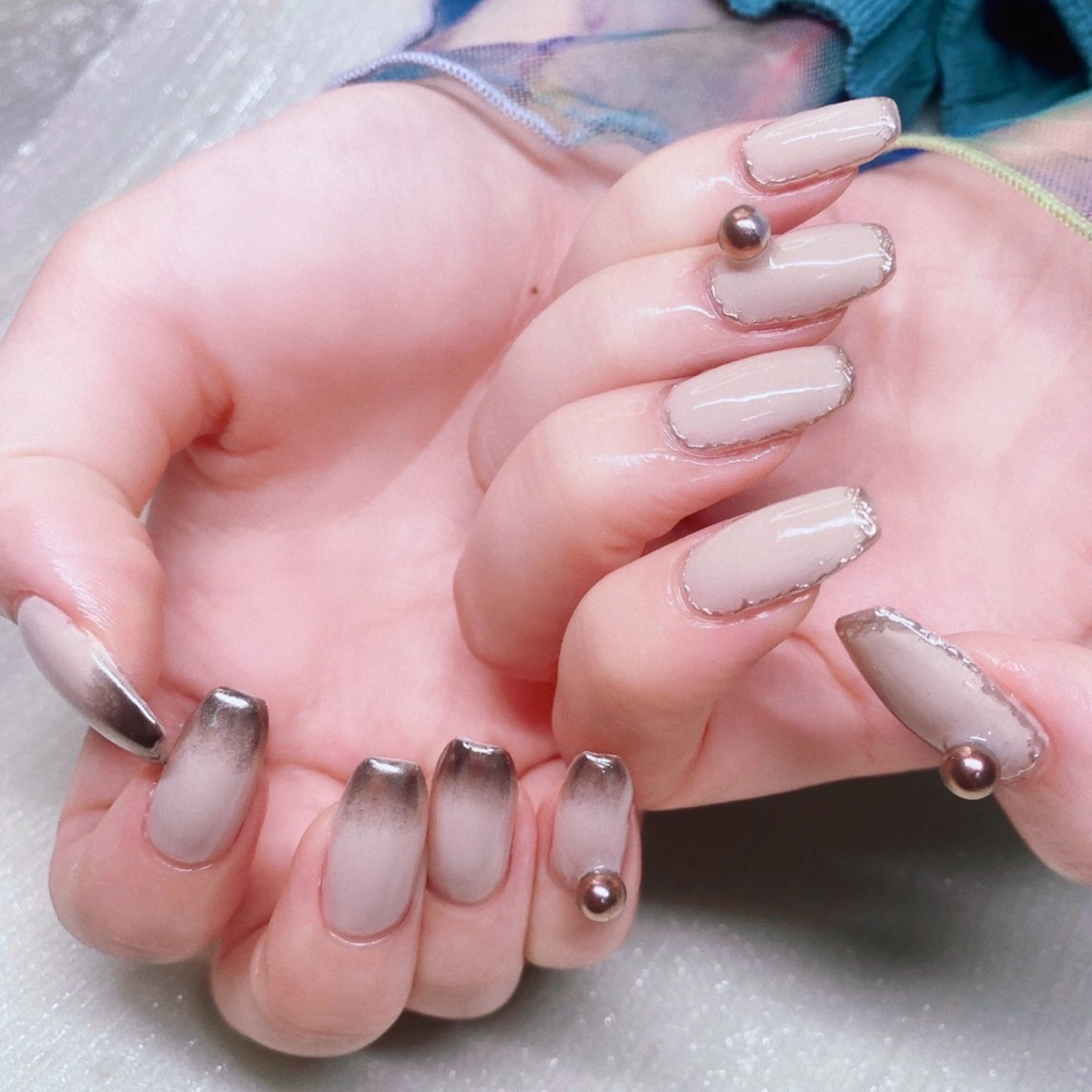 ネイル 長さ出し ストーンネイル ハンドネイル Nailist SUZU所属・Nailist suzuのネイルデザイン