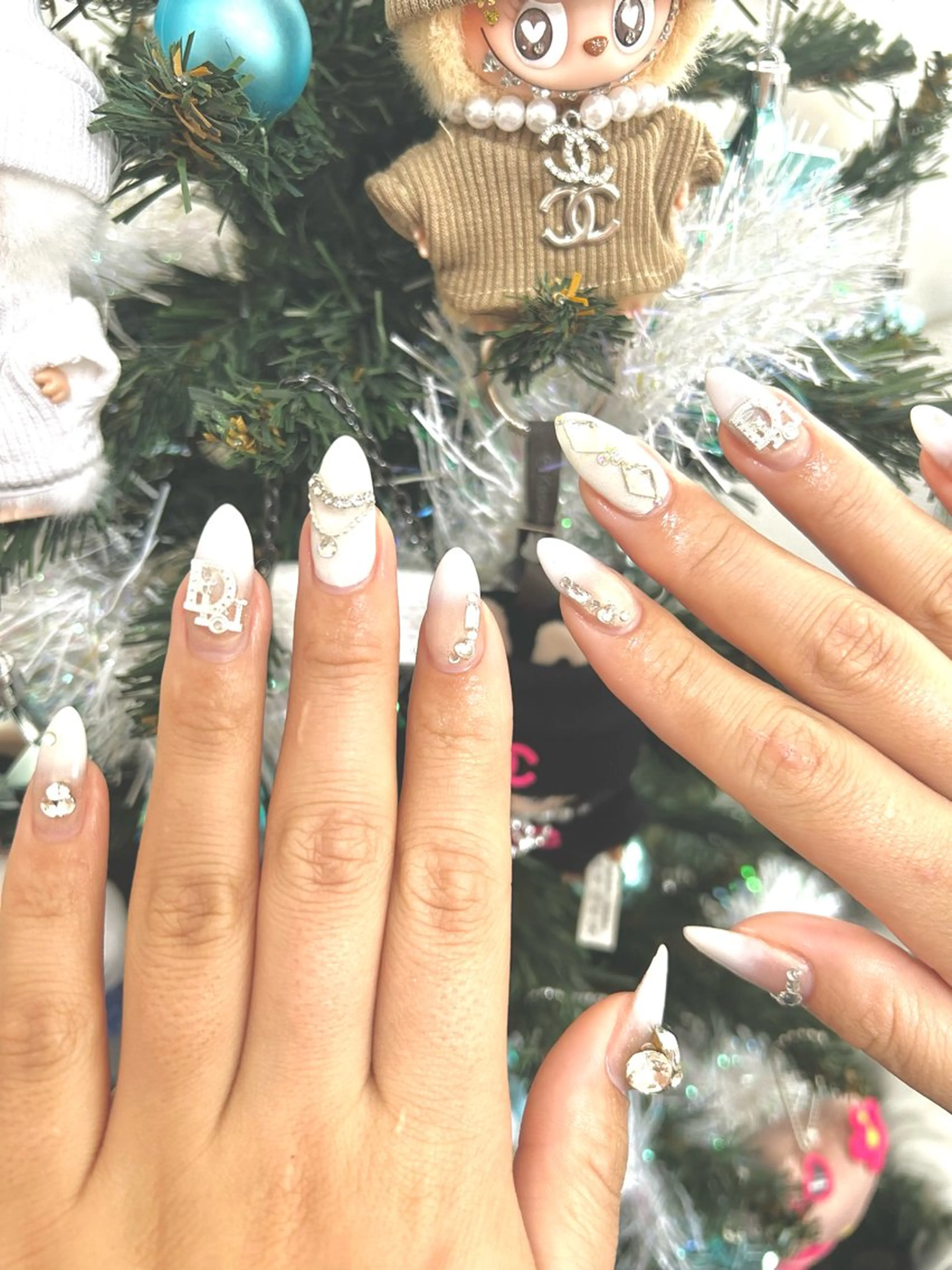 ネイル ハンドネイル 【Laule‘a 】のネイルデザイン