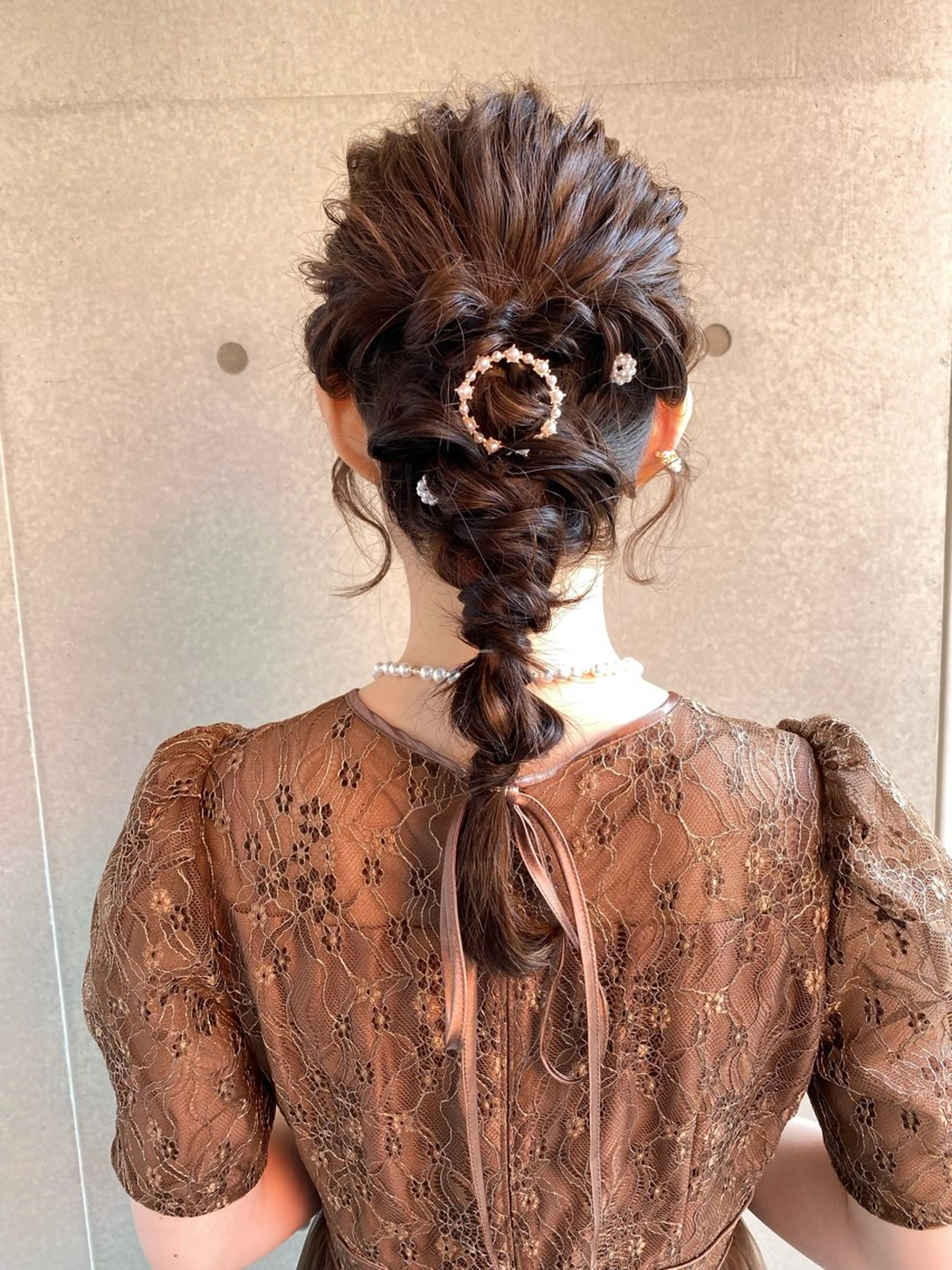 お呼ばれアレンジ✨ヘアセット🪽🩷の写真