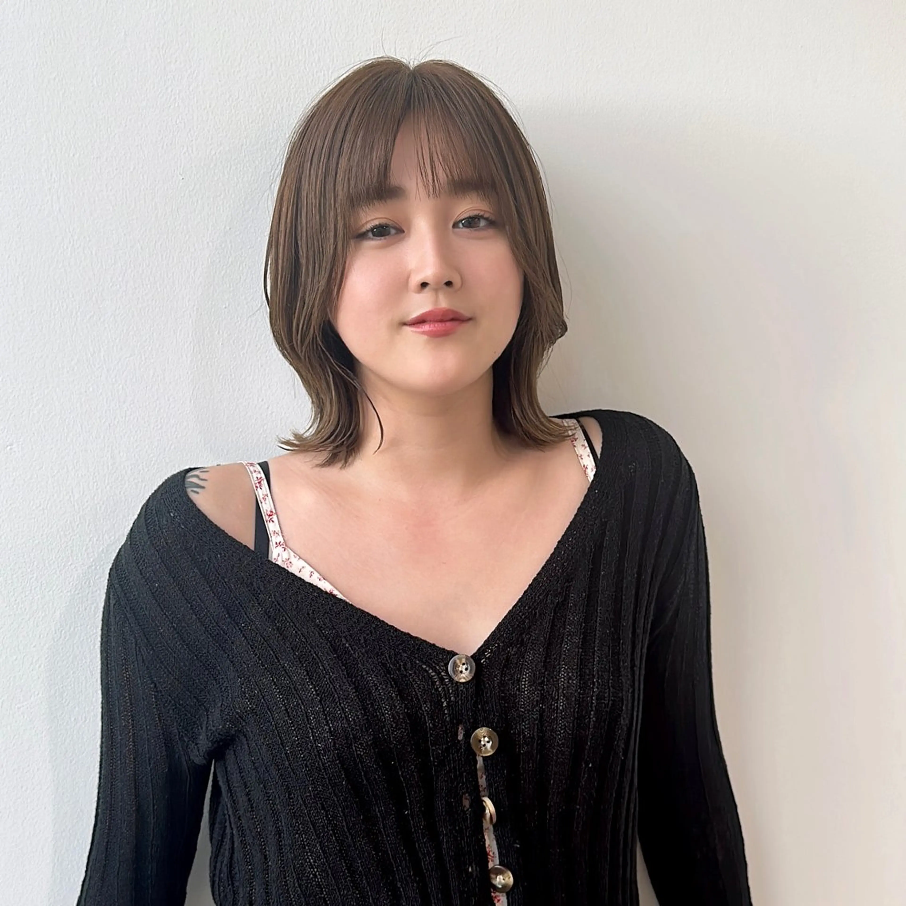 ミディアム カラー カット ヘアカラー トリートメント ブリーチなし/レイヤ ー特化🌈Tommyのヘアスタイル