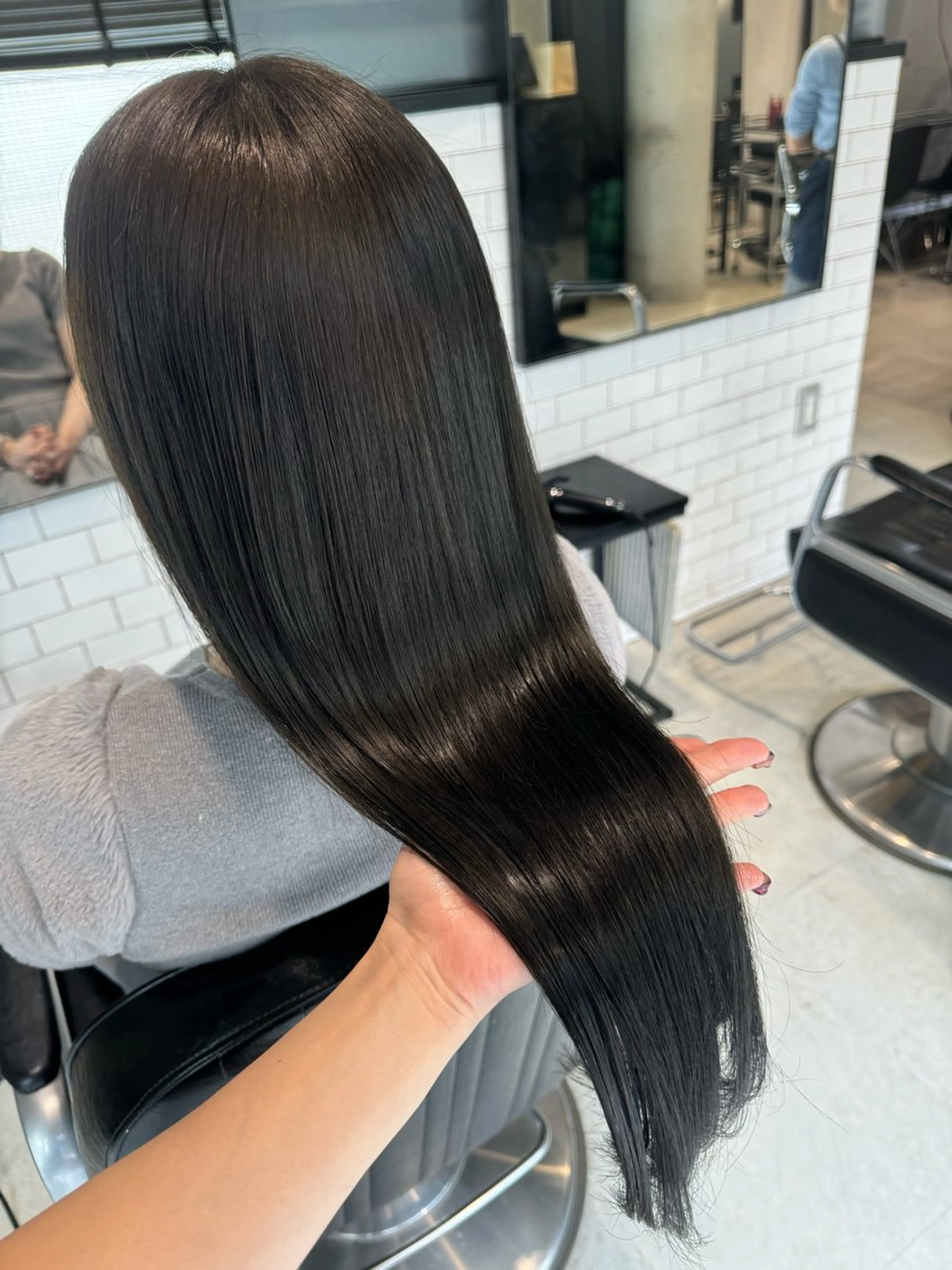 ロング カラー パーマ ヘアアレンジ カット ヘアカラー トリートメント ヘアセット 透明感/オリーブ/ グレージュ/YUKAのヘアスタイル