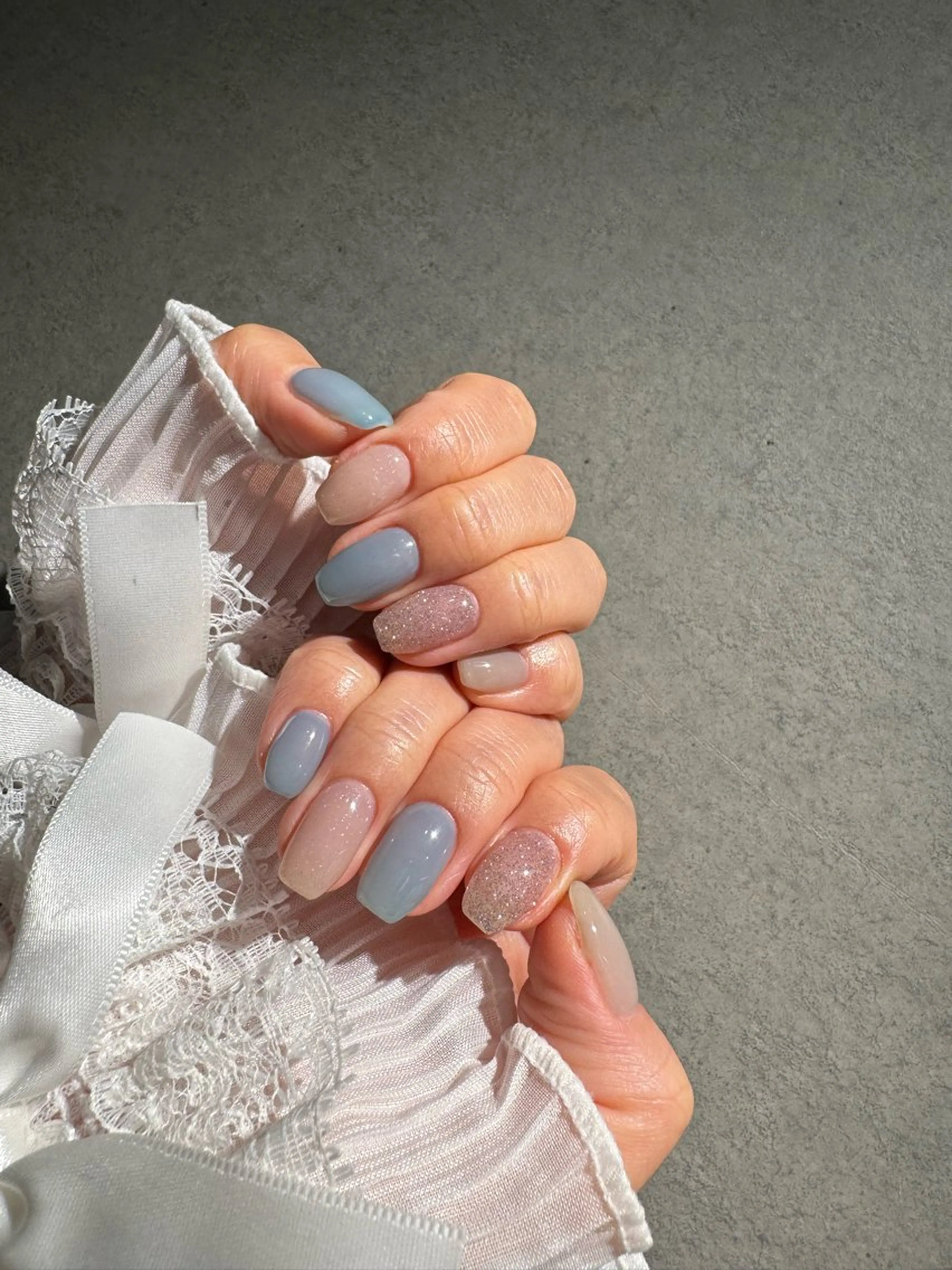 ネイル I-nailロング /ワンホン/キラキラのネイルデザイン