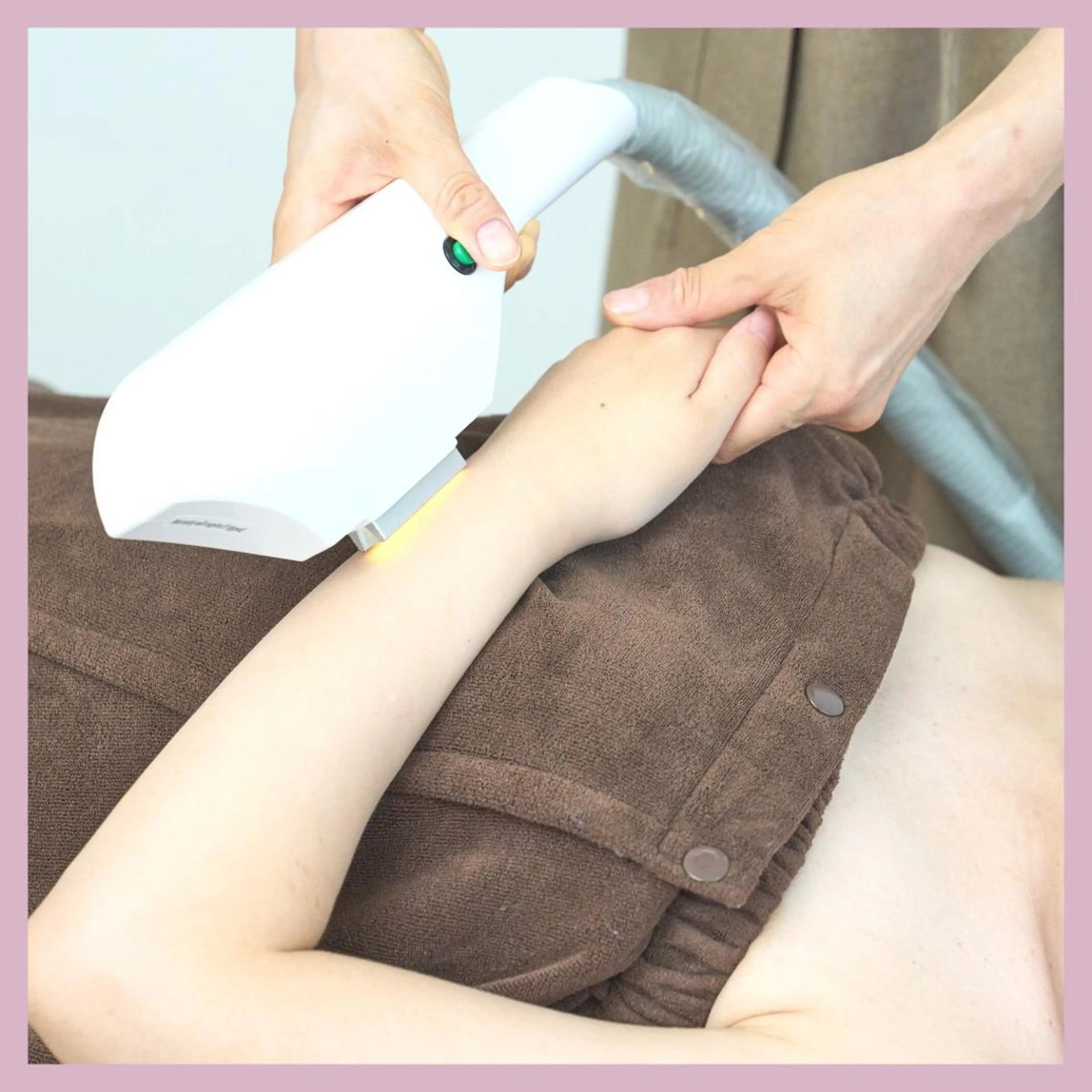 全身脱毛+顔+VIO🌸最新マシンで施術🌟キャビアプラセンタジェル使用🌟黒ずみ◎美肌仕上がり🌟の写真