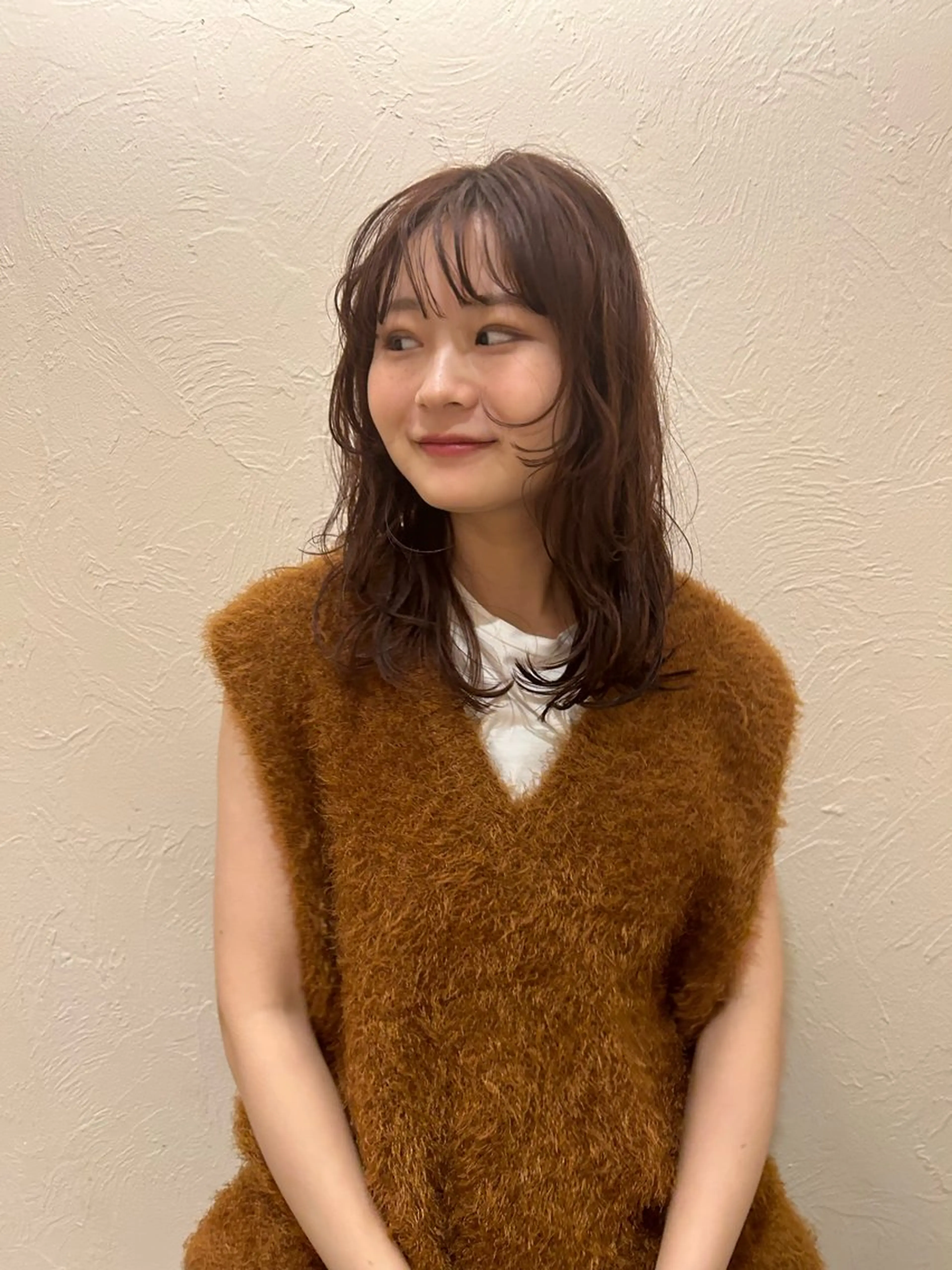 ミディアム 顔まわりレイヤー 顔周りカット レイヤーカット カット ヘアカラー トリートメント 柳川沙羅 🌿透明感カラーのヘアスタイル