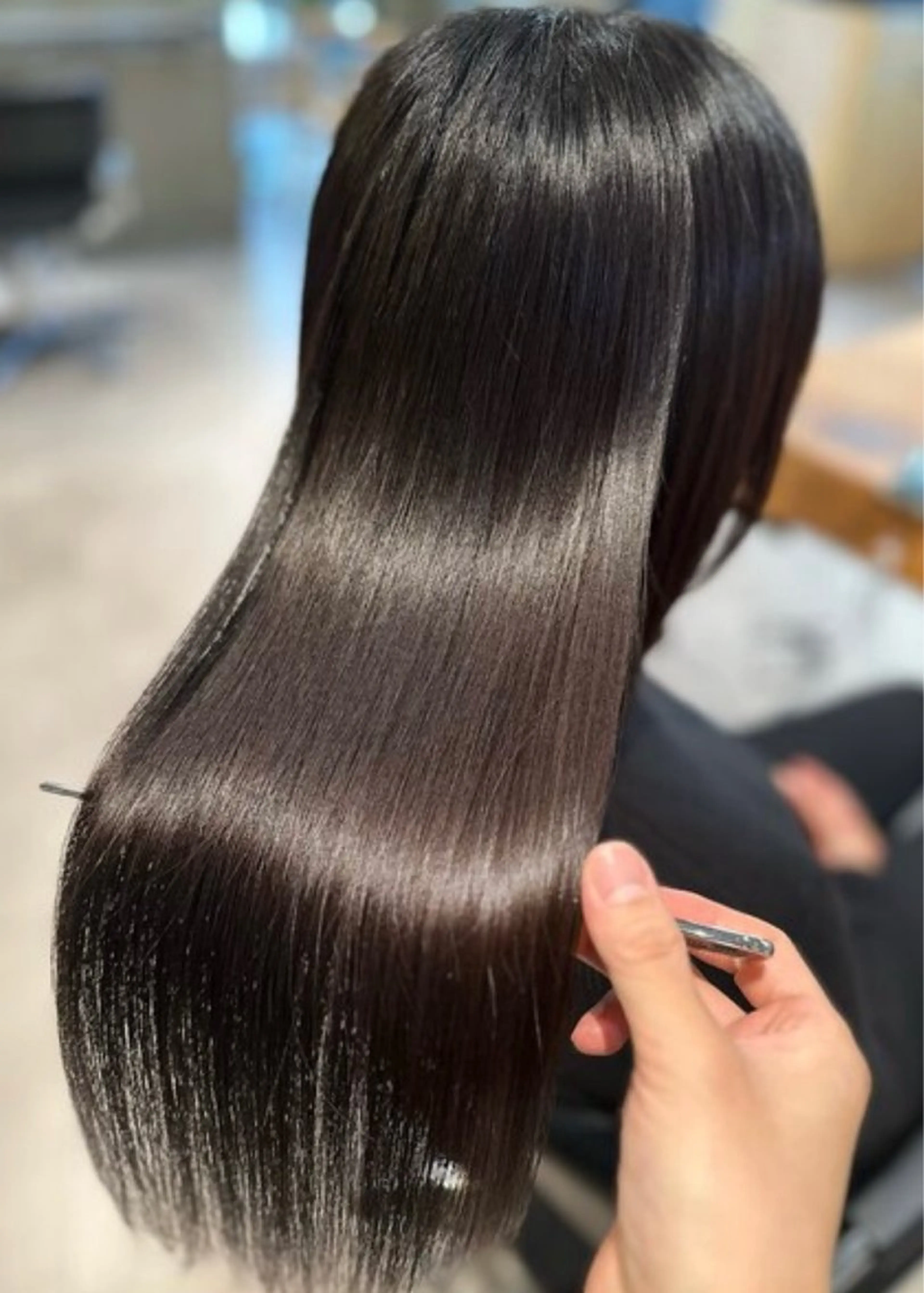 【黒染めされる方必見！】ブリーチでも明るくなる黒染めカラー＋トリートメントの写真